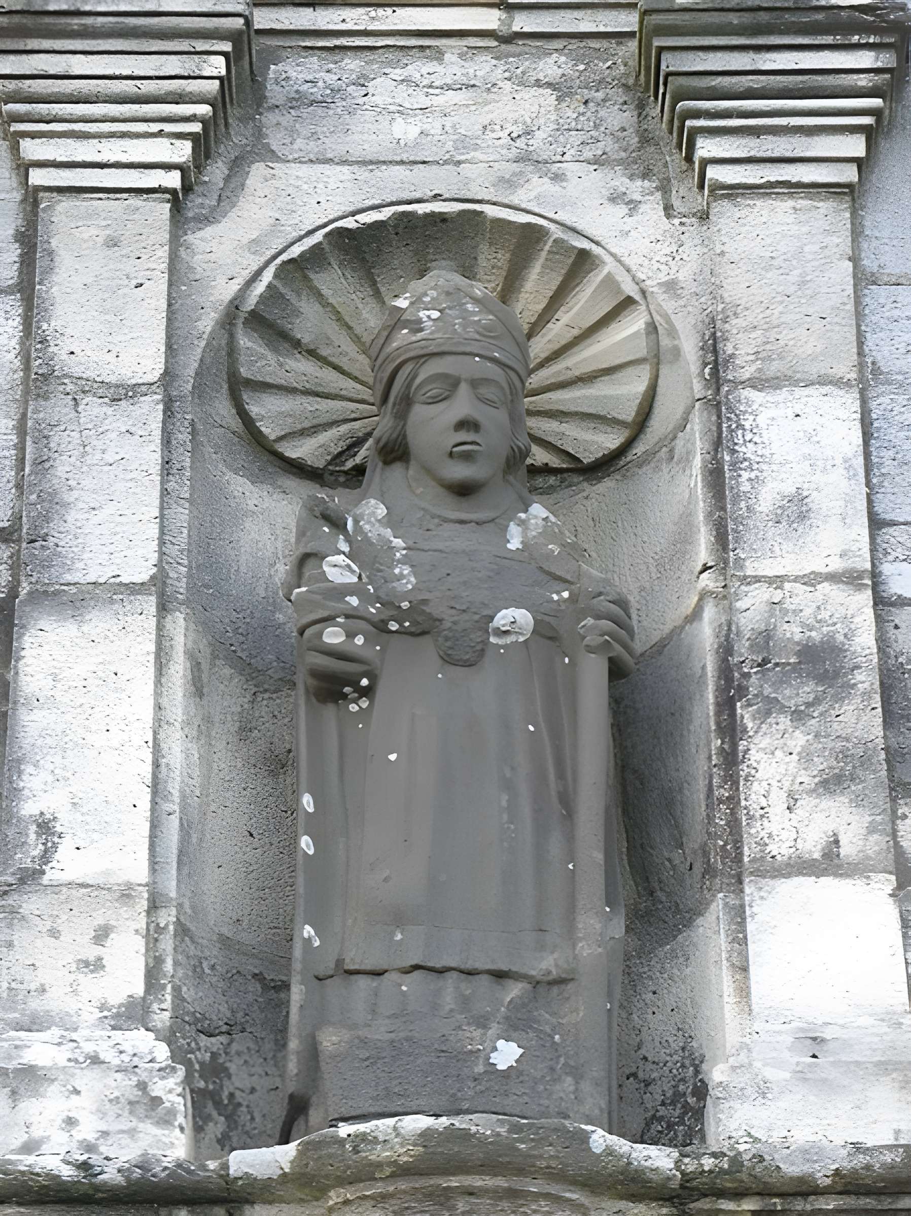 Église Saint-Éguiner de Loc-Eguiner