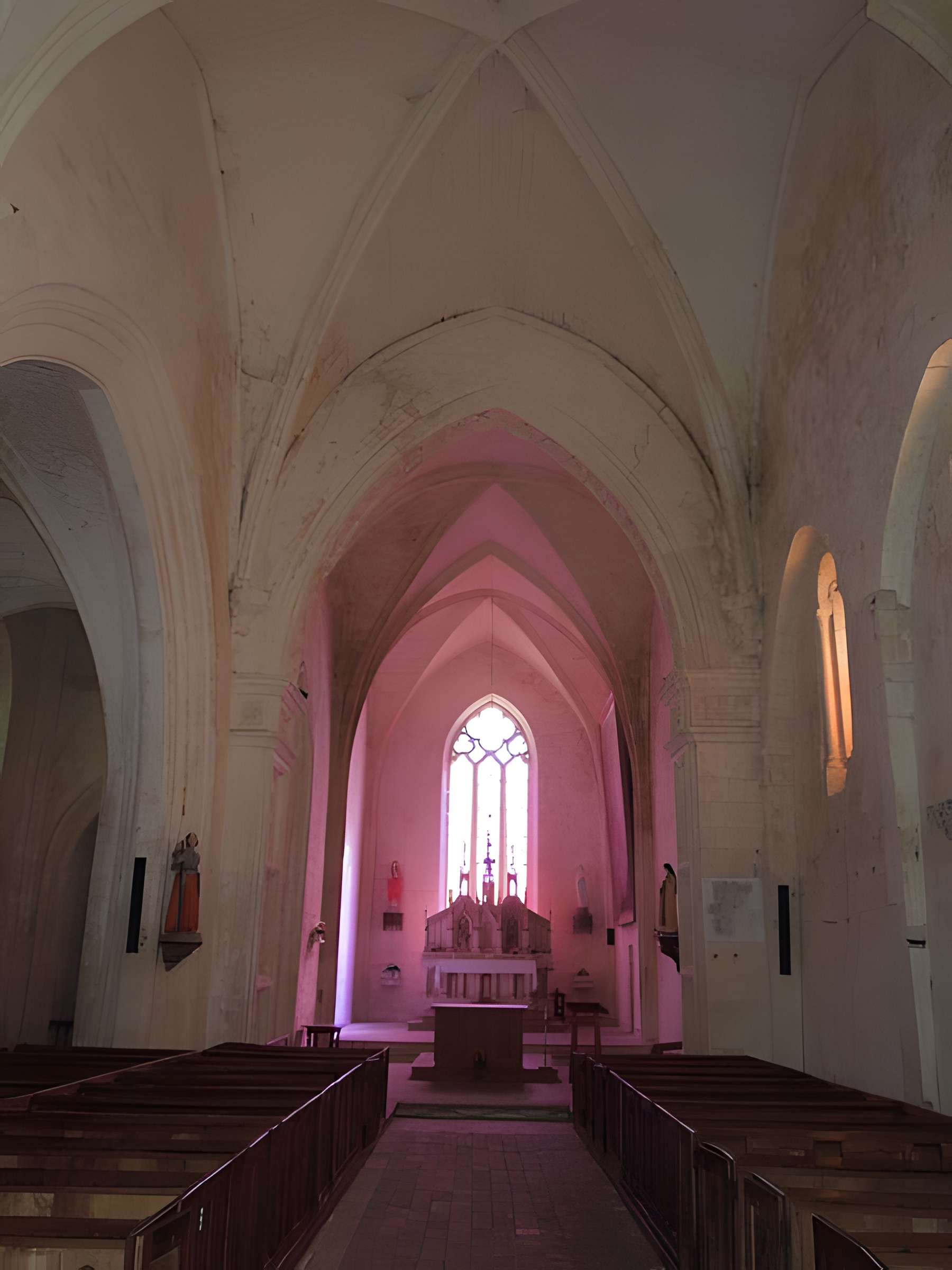 Église Sainte-Lheurine de Sainte-Lheurine
