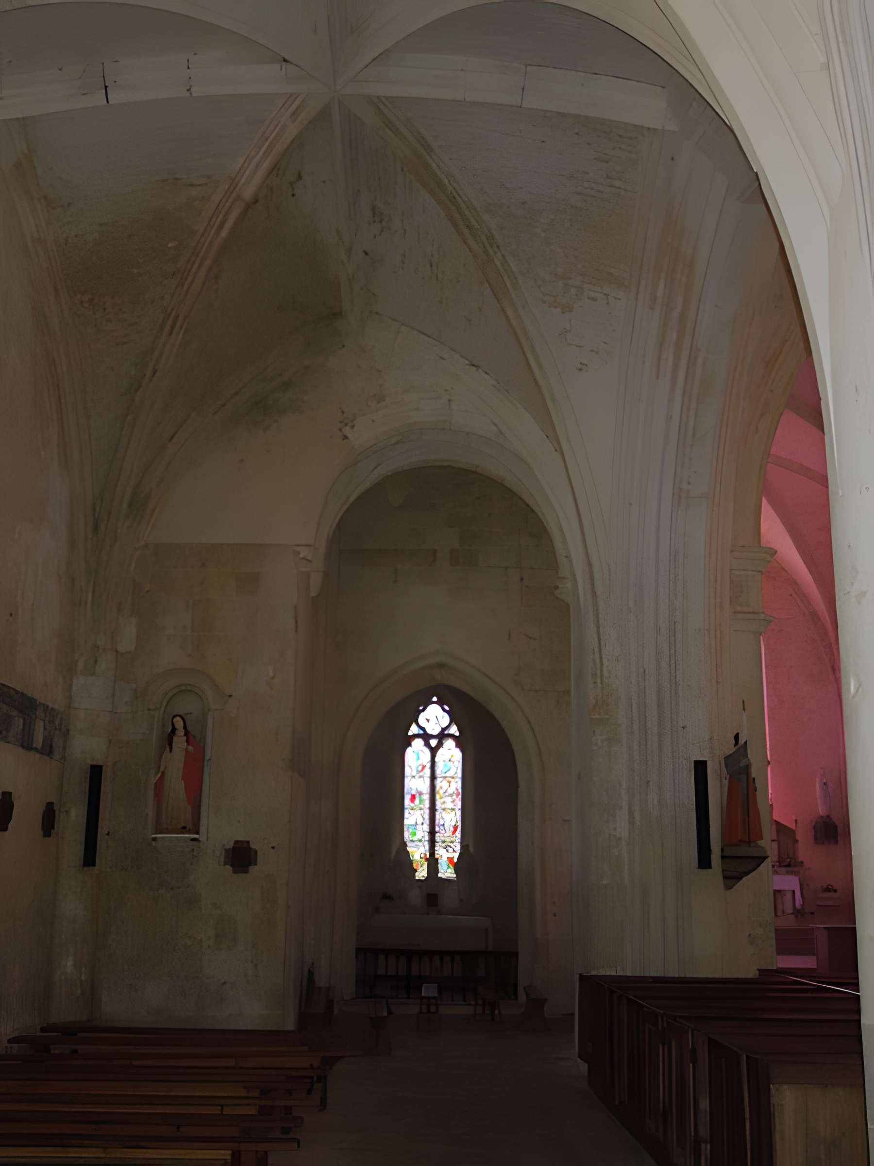 Église Sainte-Lheurine de Sainte-Lheurine