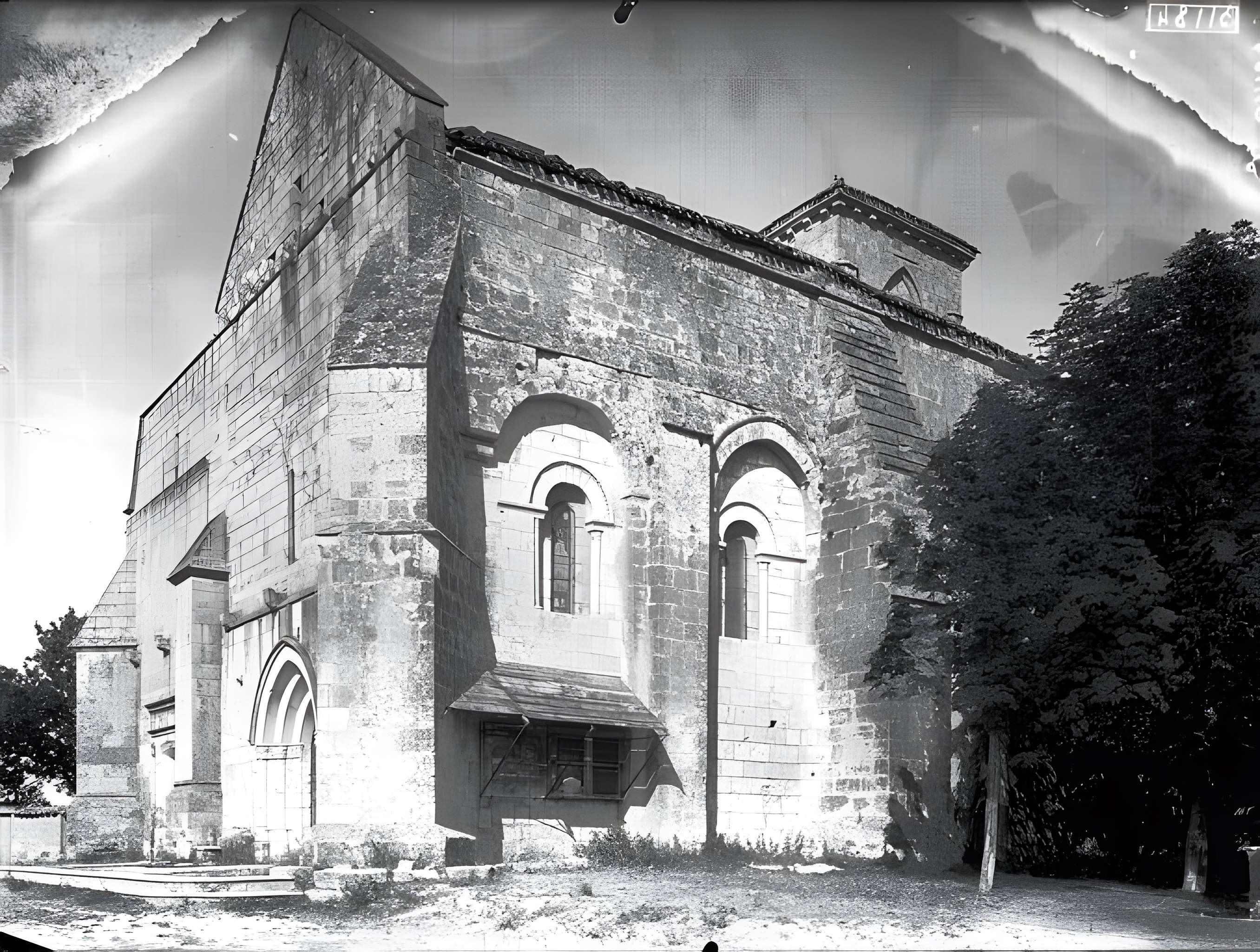 Église Sainte-Lheurine de Sainte-Lheurine