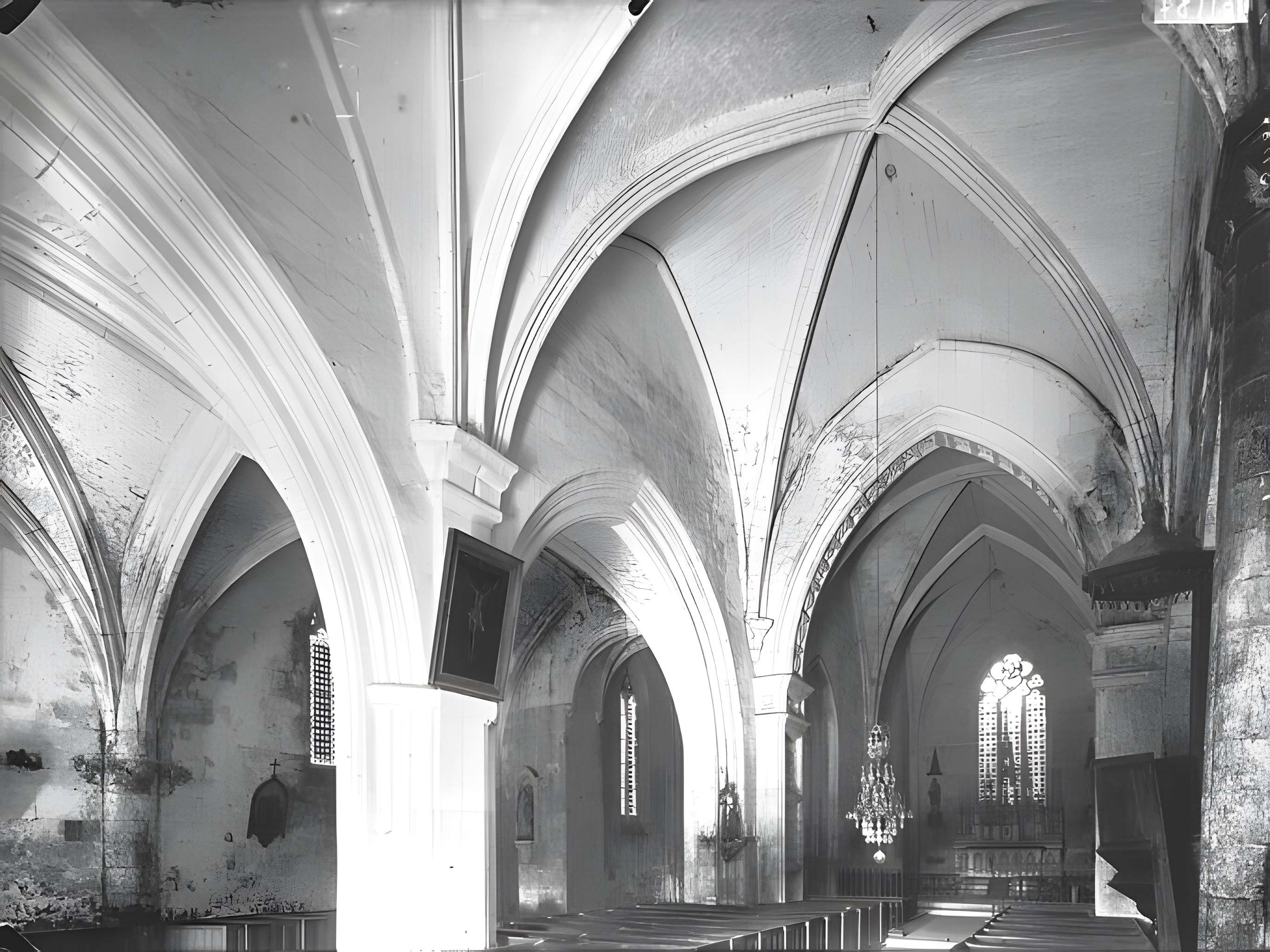 Église Sainte-Lheurine de Sainte-Lheurine