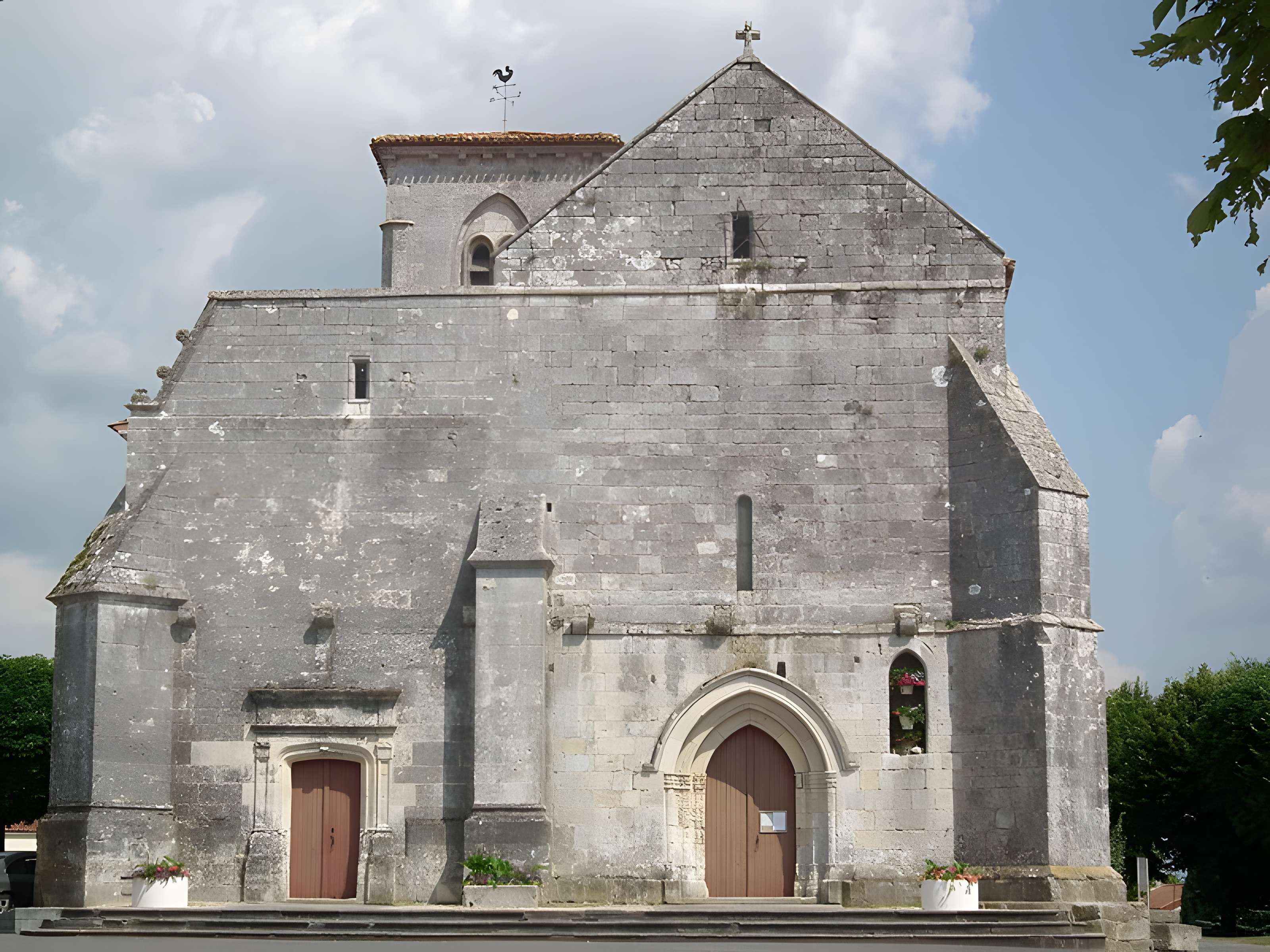 Église Sainte-Lheurine de Sainte-Lheurine 