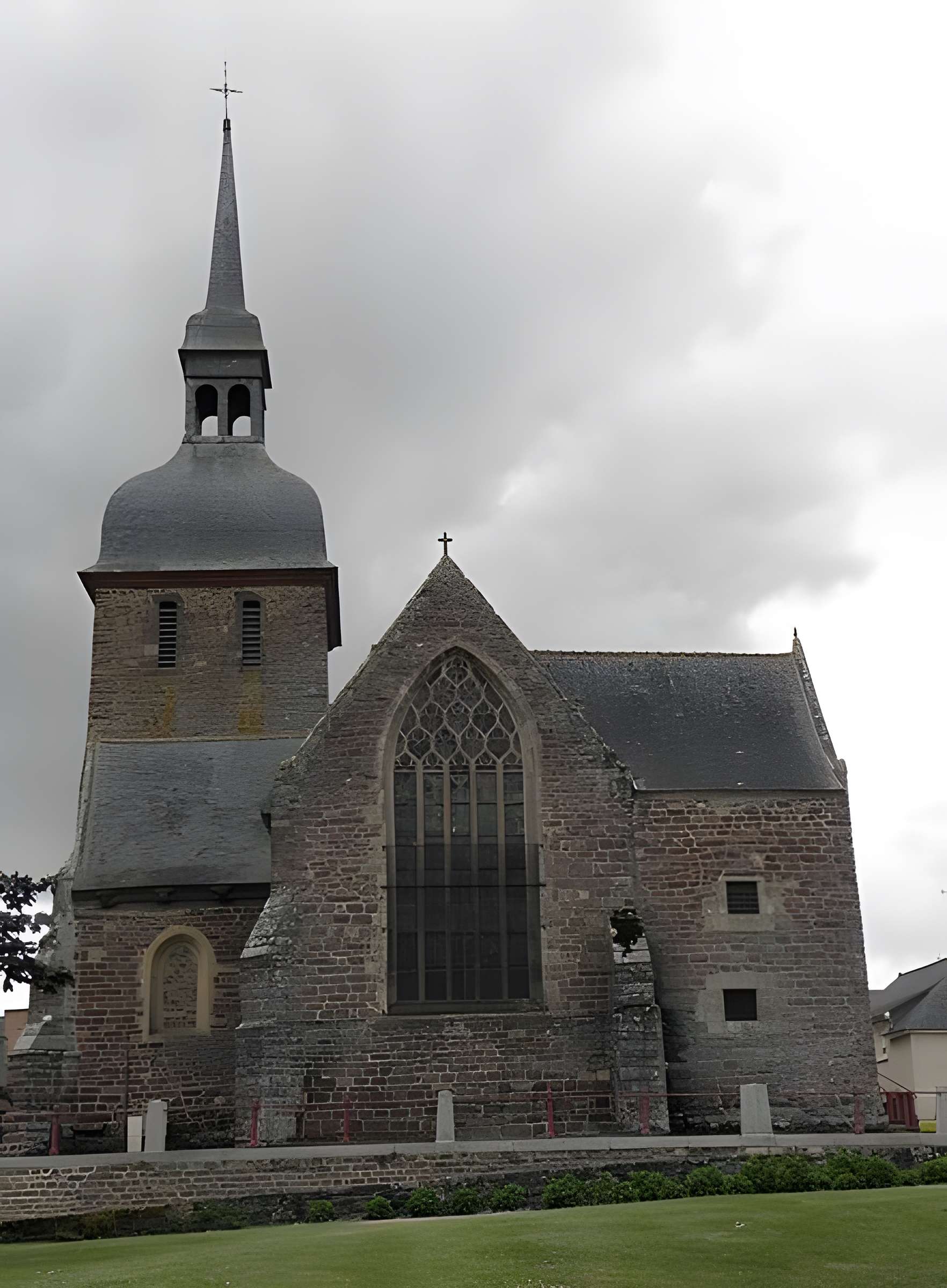 Église Saint-Éloi d'Iffendic