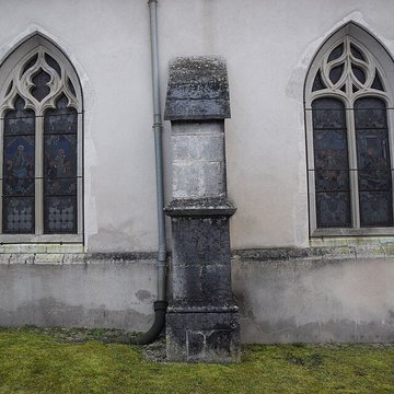Église Saint-Élophe de Saint-Élophe
