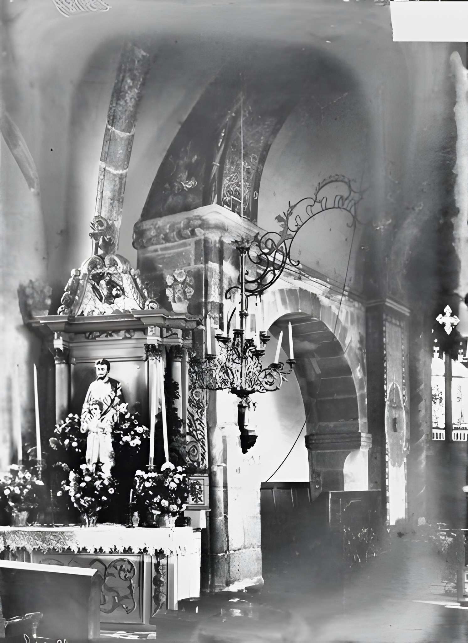 Église Saint-Élophe de Saint-Élophe