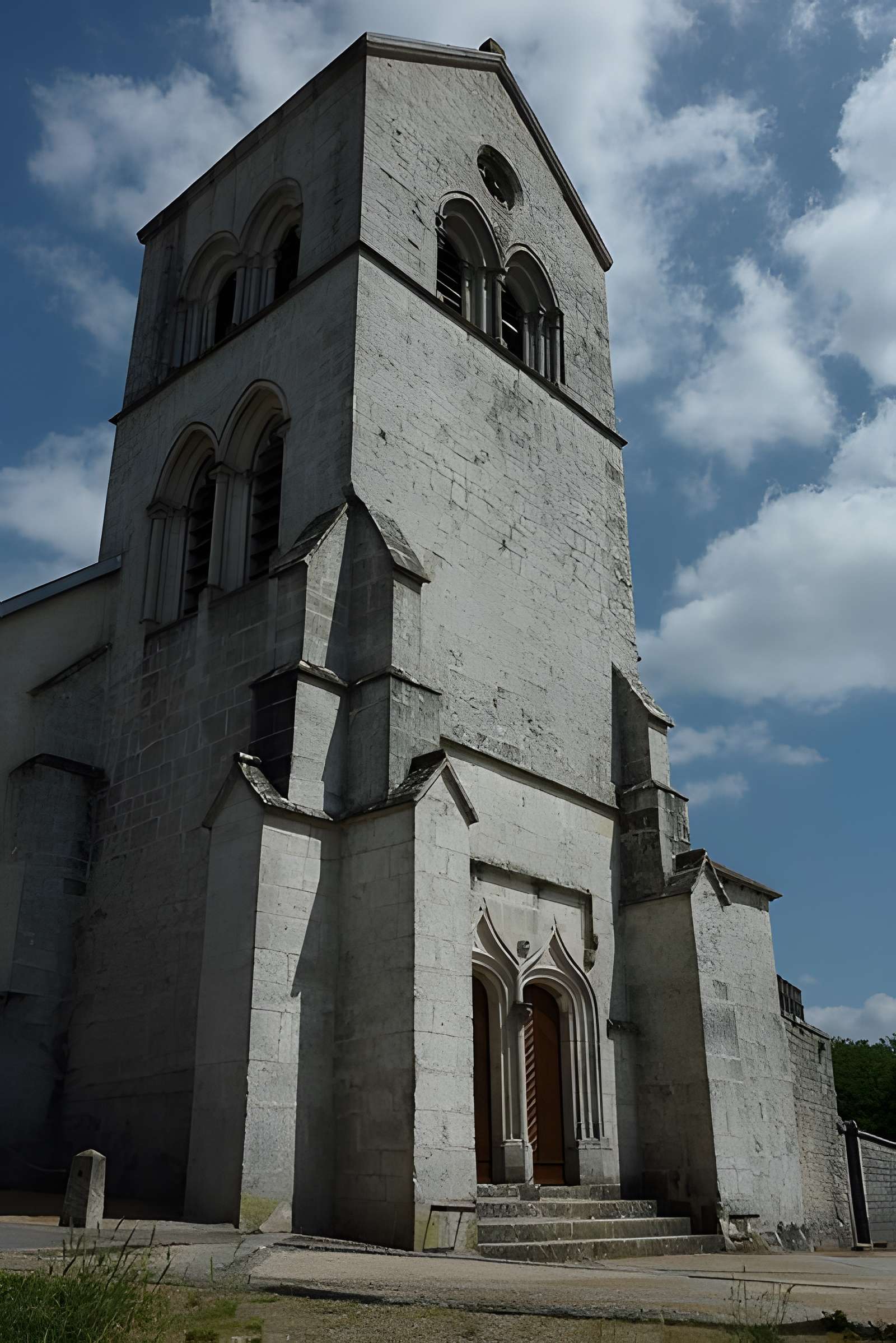 Église Saint-Élophe de Saint-Élophe