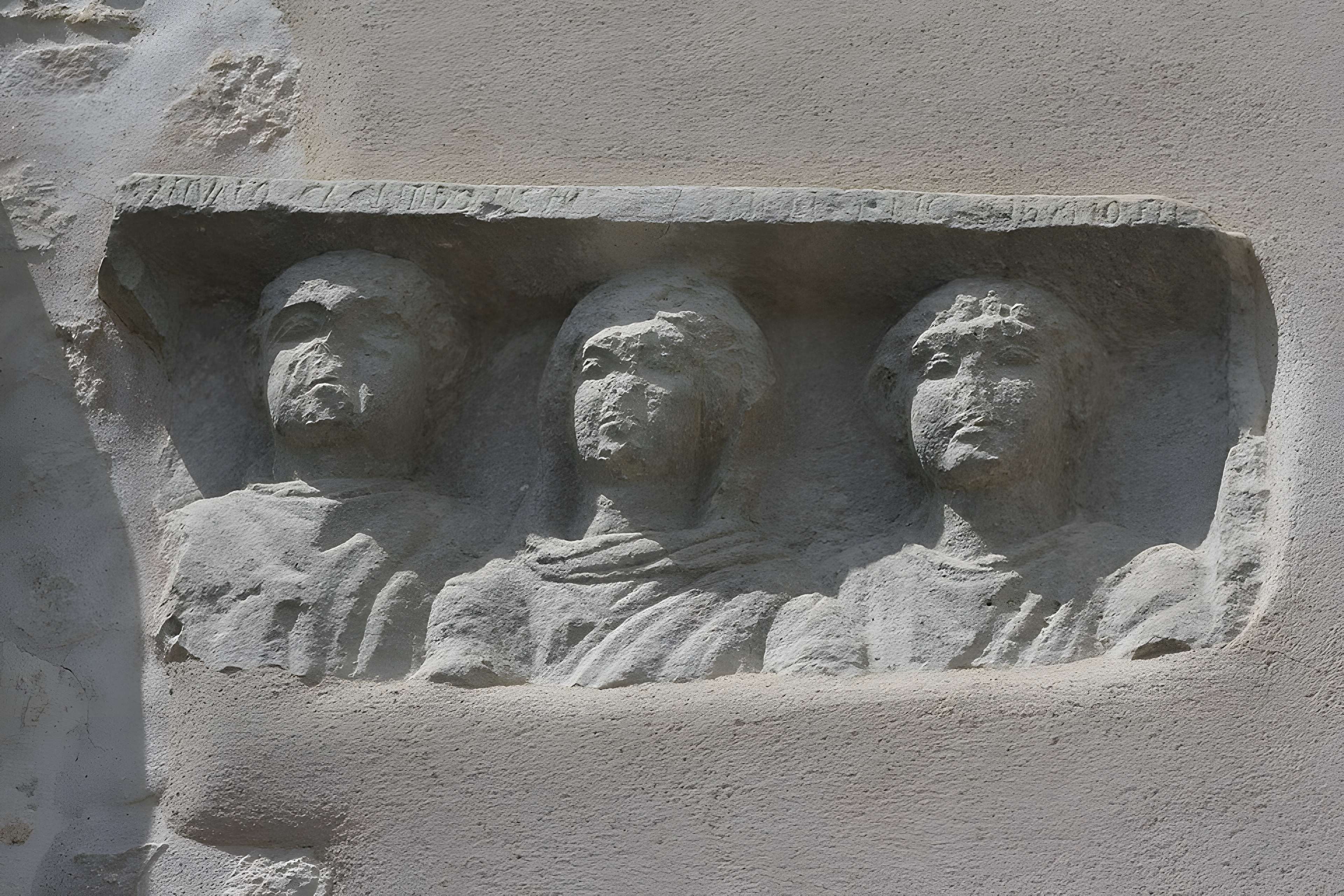 Église Saint-Élophe de Saint-Élophe