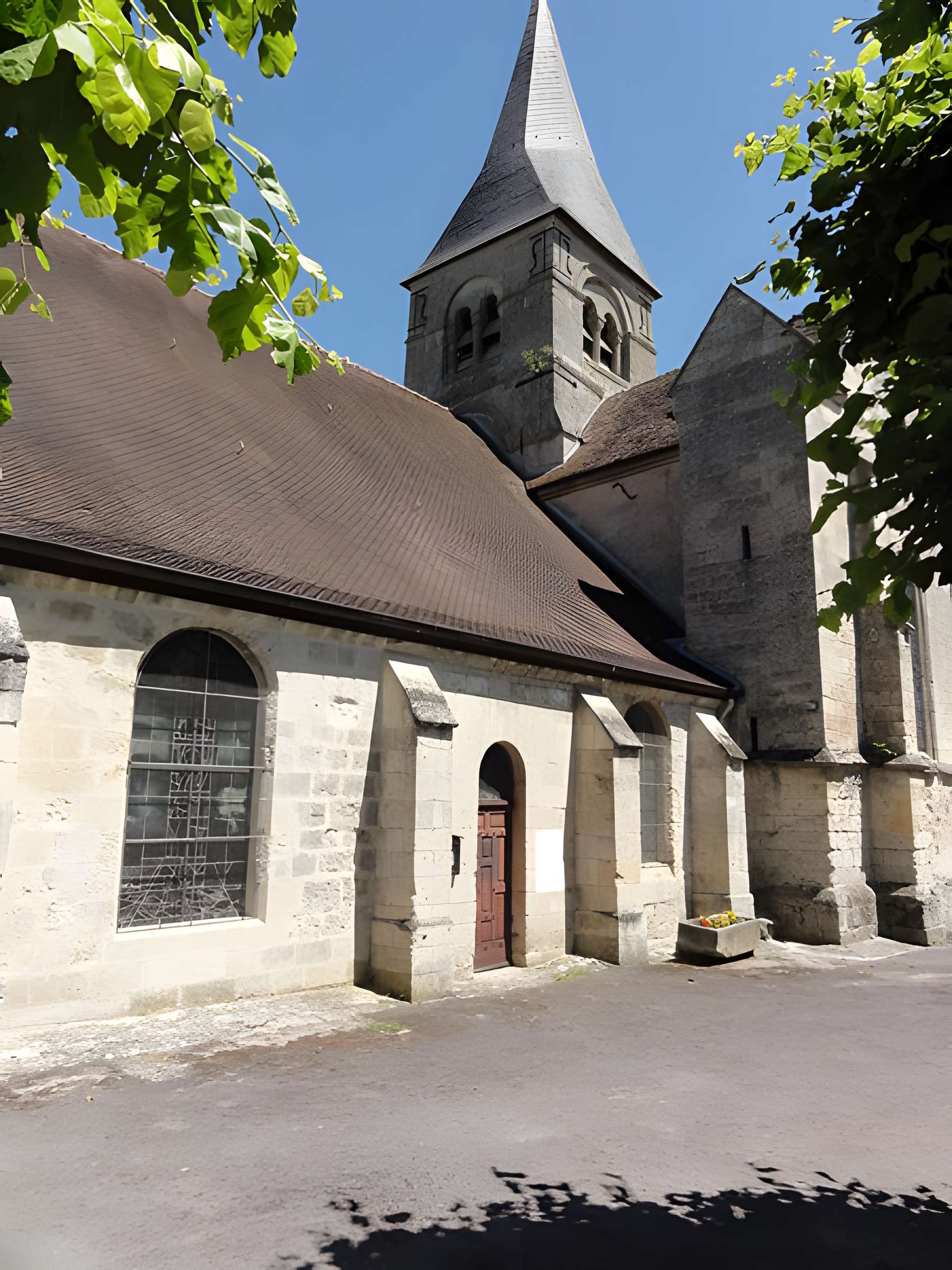 Église Sainte-Macre de Longueval