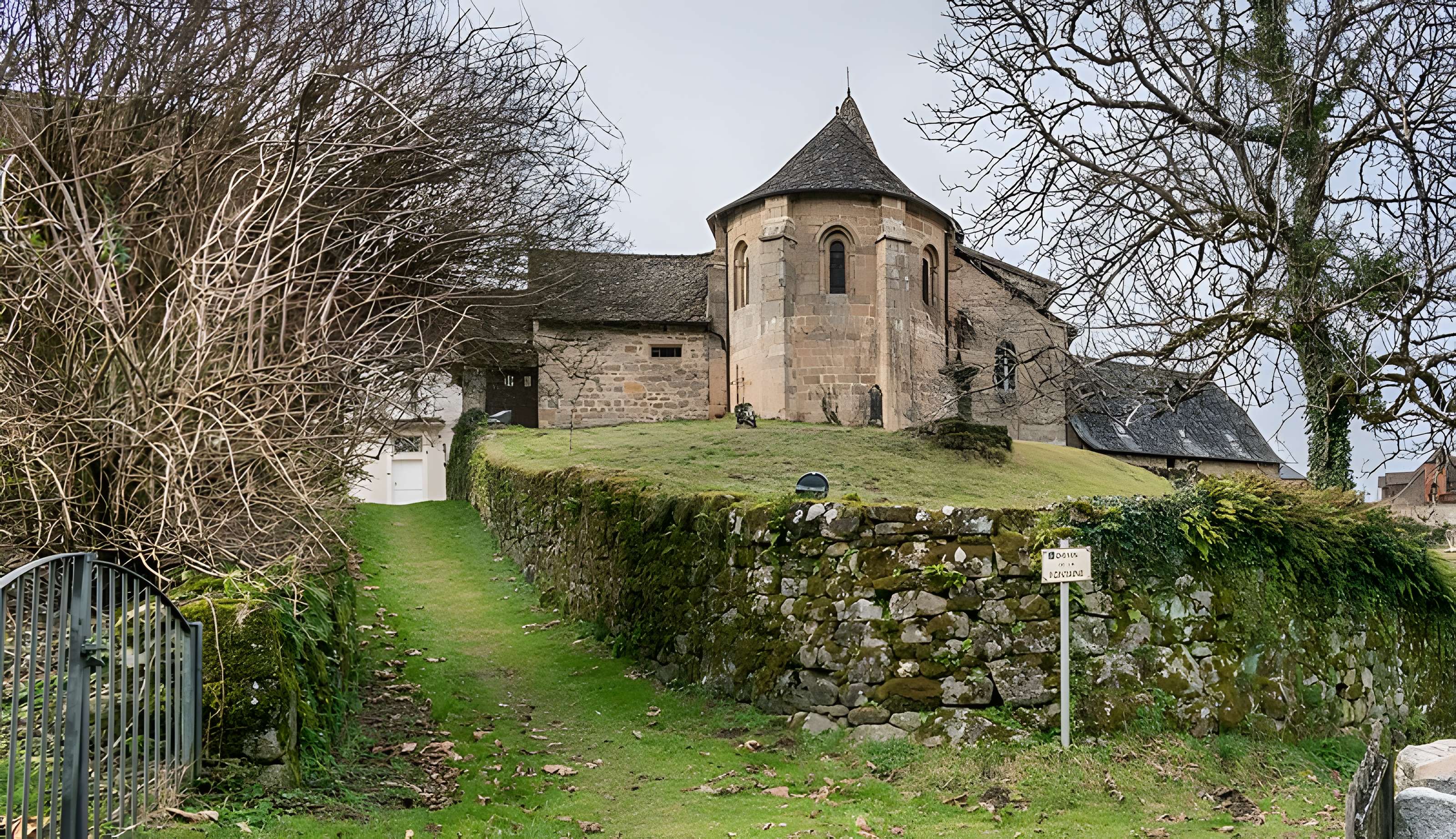 Église Sainte-Madeleine de Teyssieu
