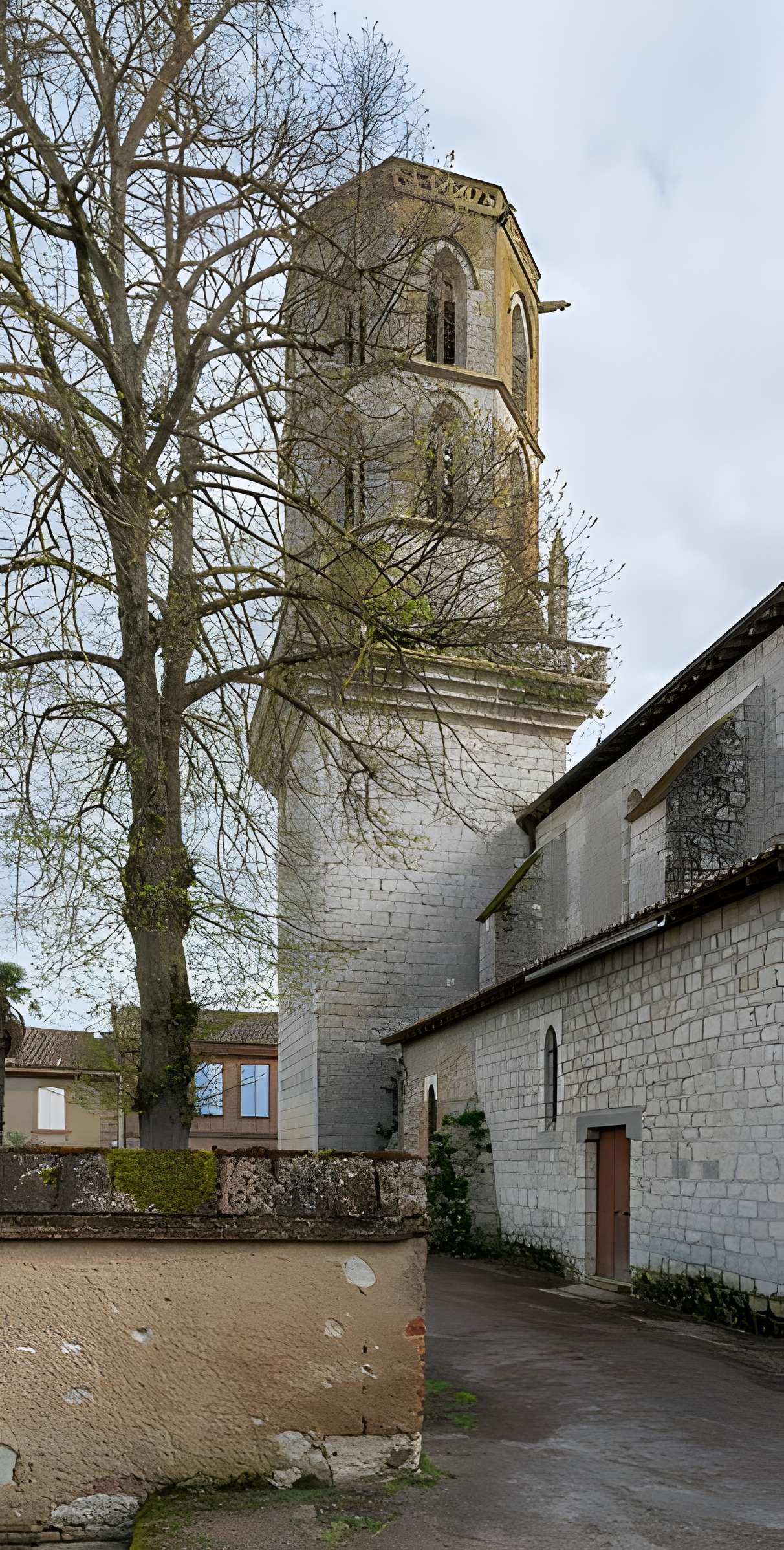 Église Sainte-Marie-Madeleine de Larrazet