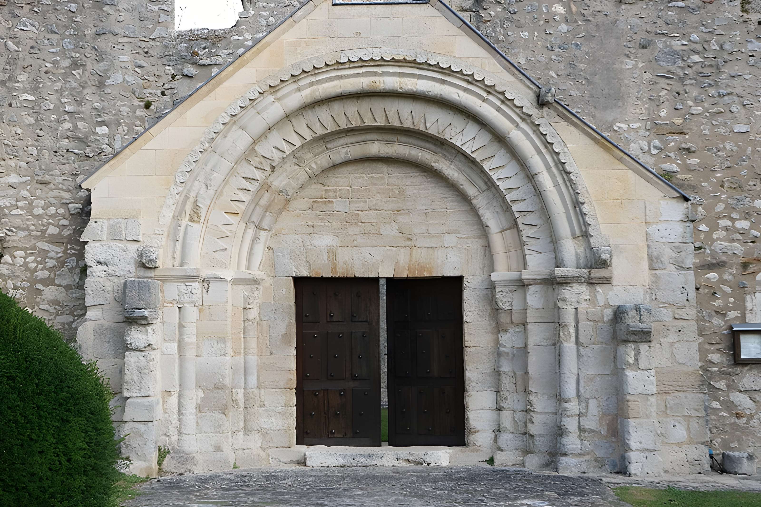Église Sainte-Marie-Madeleine de Montchauvet