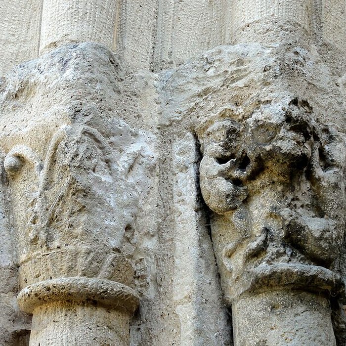 Photo de Église Sainte-Marie-Madeleine du Perchay et croix