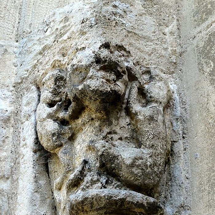 Photo de Église Sainte-Marie-Madeleine du Perchay et croix
