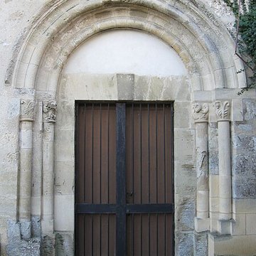 Église Sainte-Marie-Madeleine du Perchay et croix