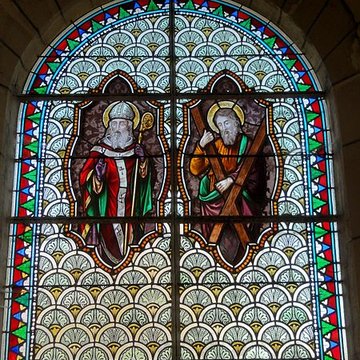 Église Sainte-Marie-Madeleine du Perchay et croix