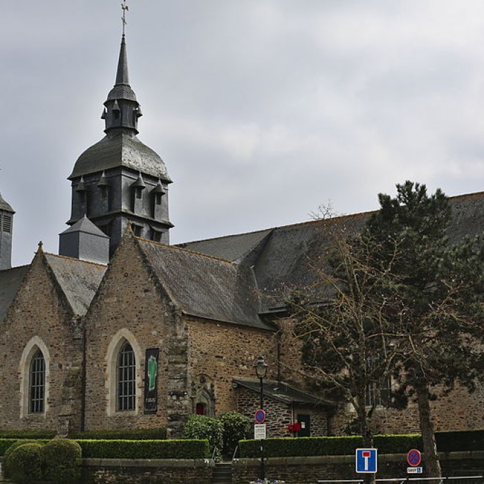 Photo de Église Sainte-Mélaine de Pacé