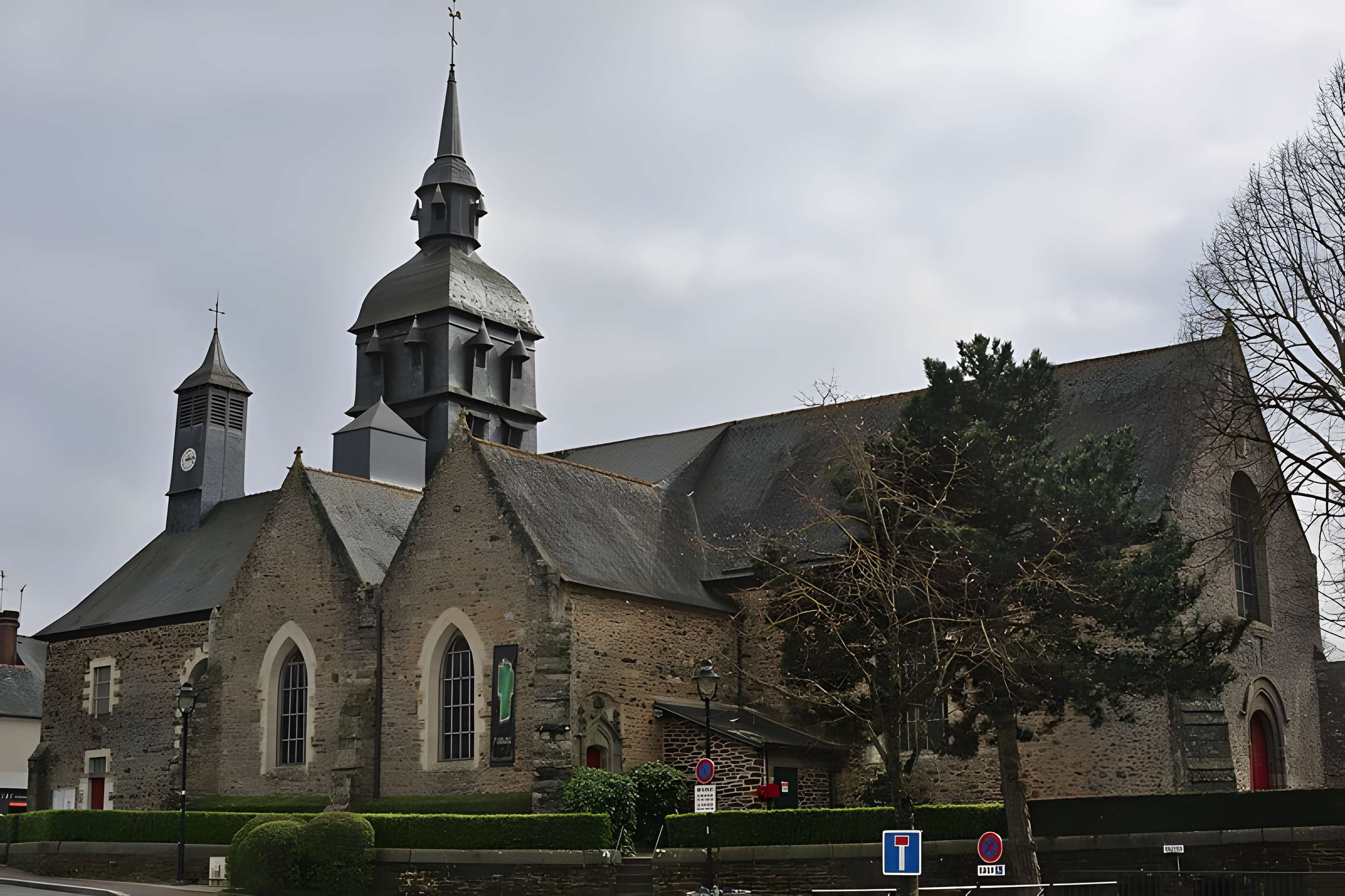 Église Sainte-Mélaine de Pacé 