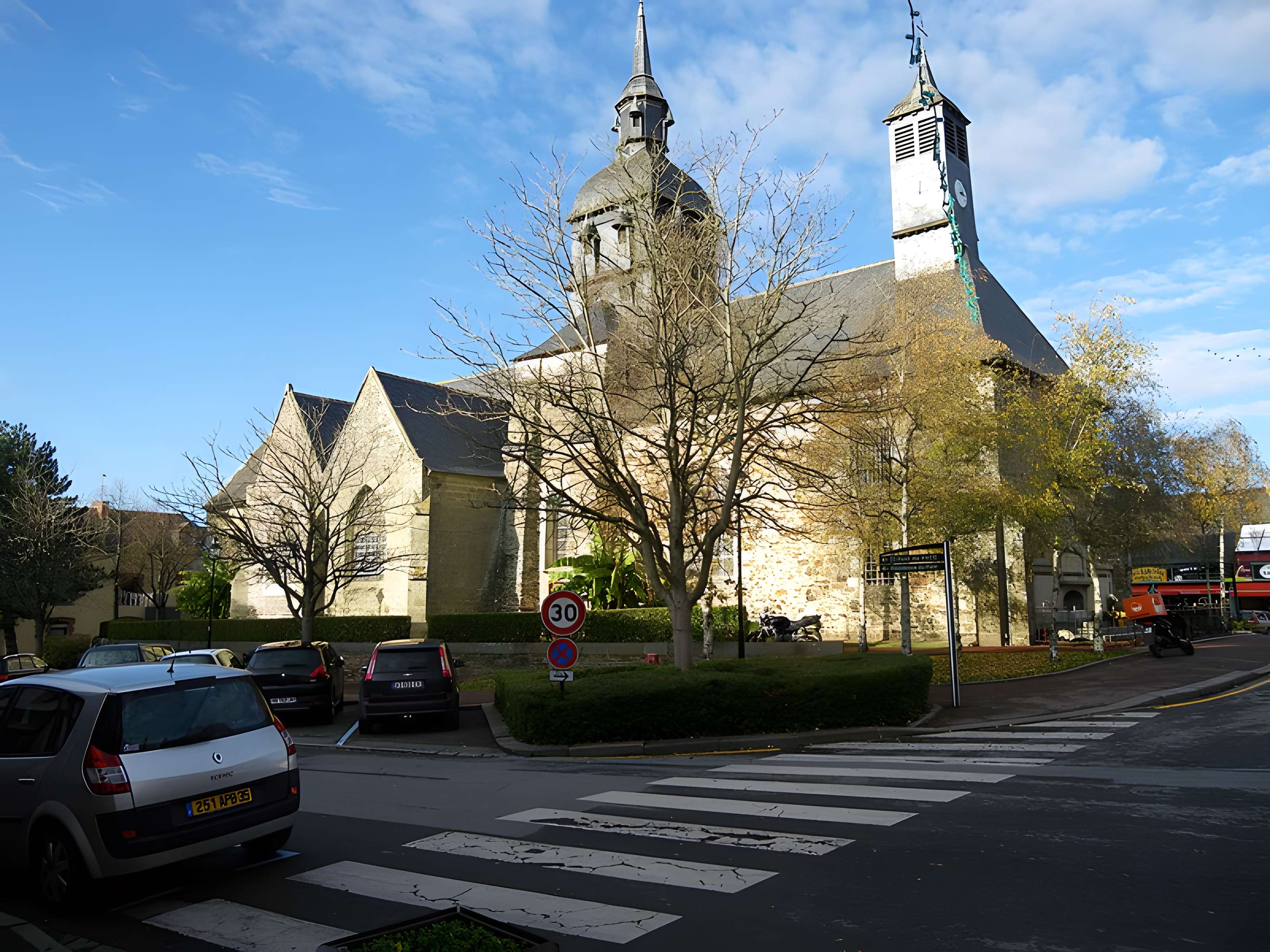 Église Sainte-Mélaine de Pacé