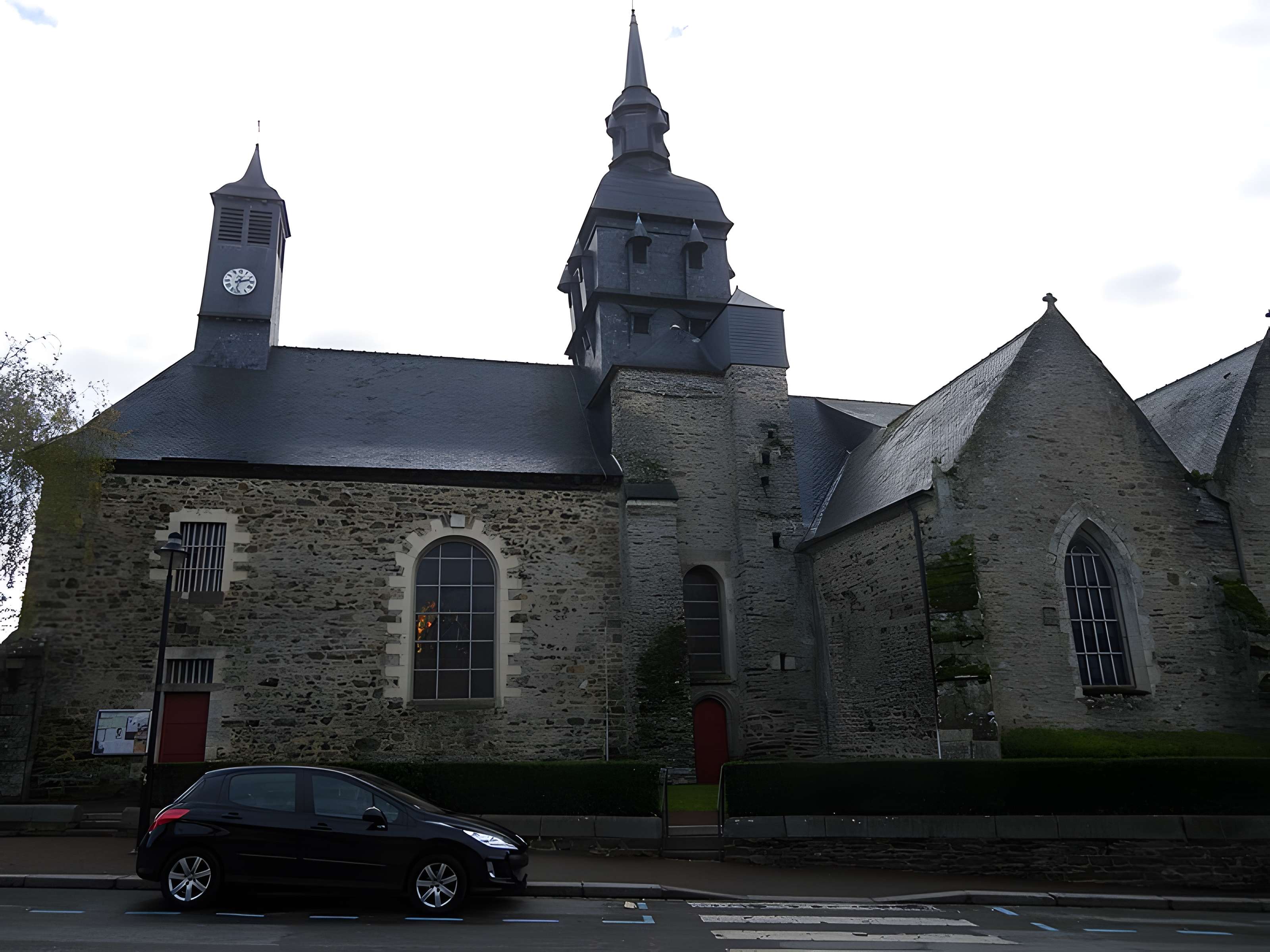 Église Sainte-Mélaine de Pacé