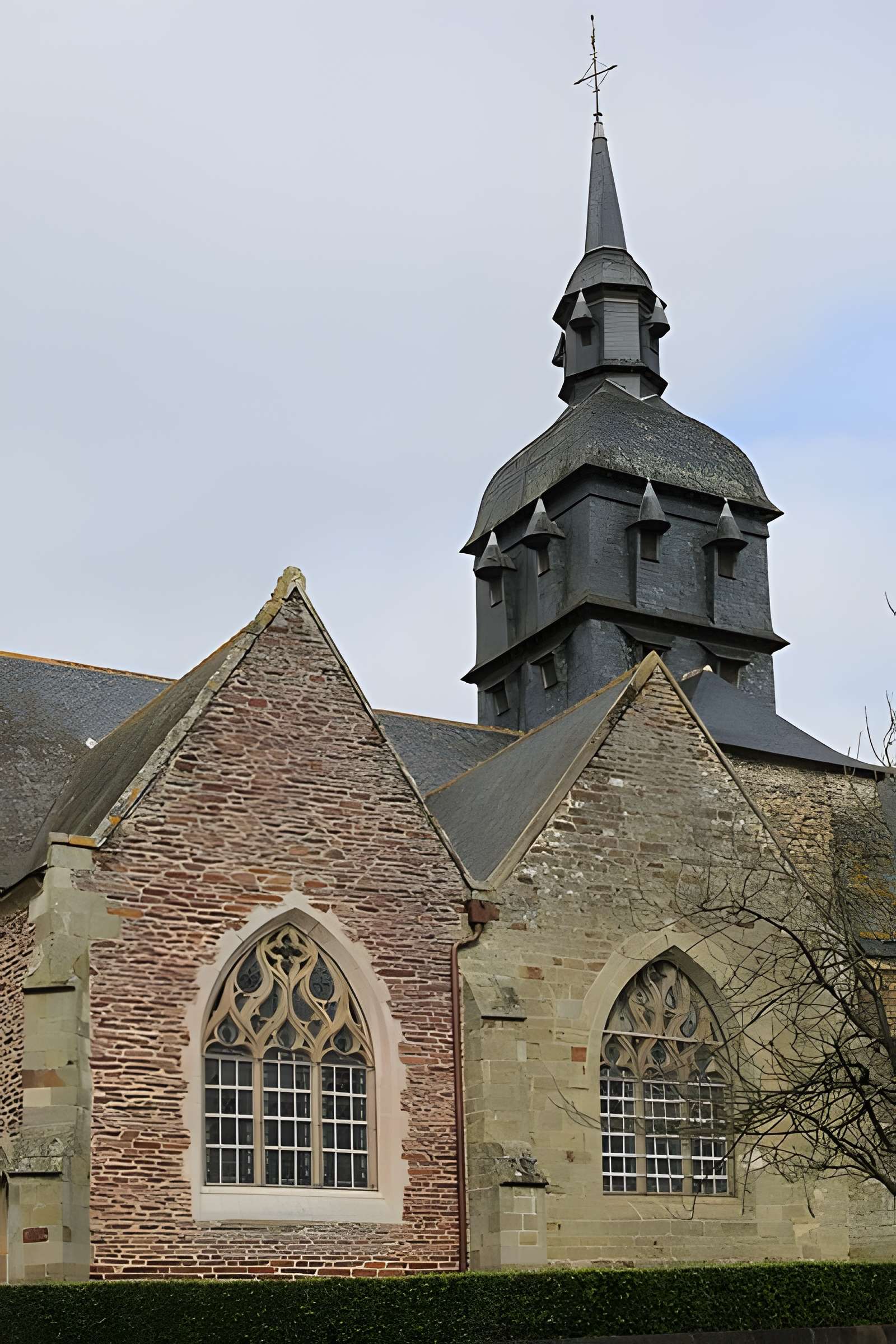 Église Sainte-Mélaine de Pacé