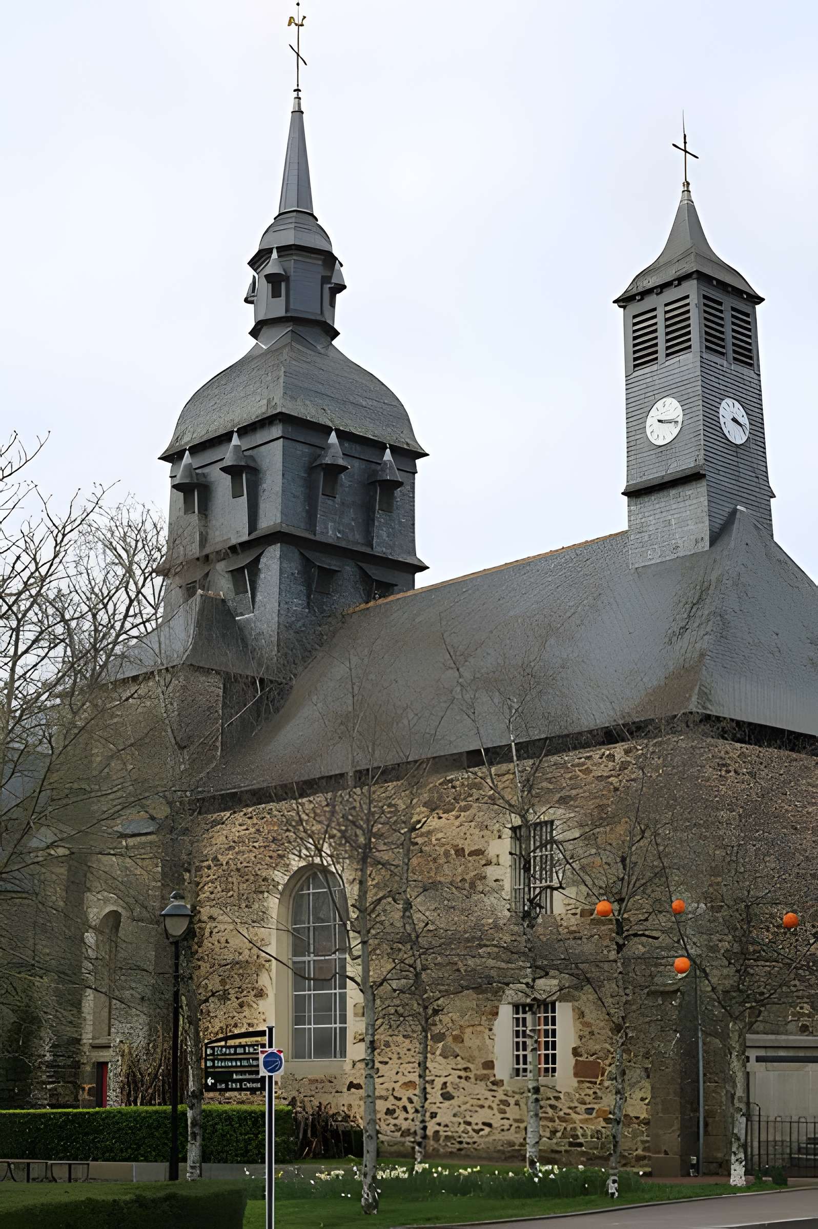 Église Sainte-Mélaine de Pacé