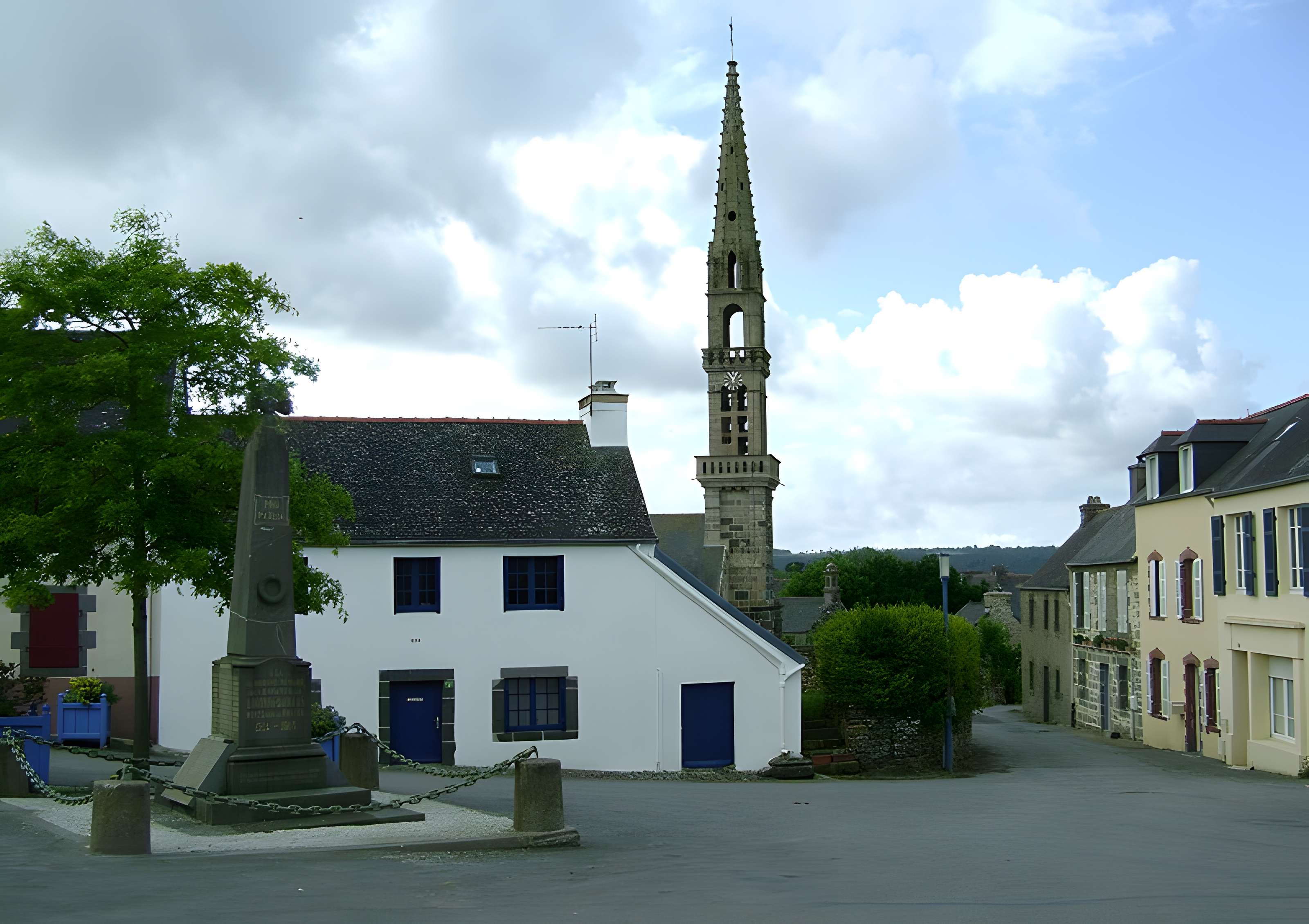 Église Sainte-Monna de Logonna-Daoulas