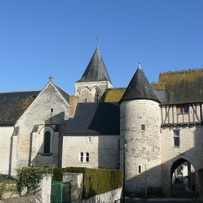 Photo de Église Saint-Épain de Saint-Épain
