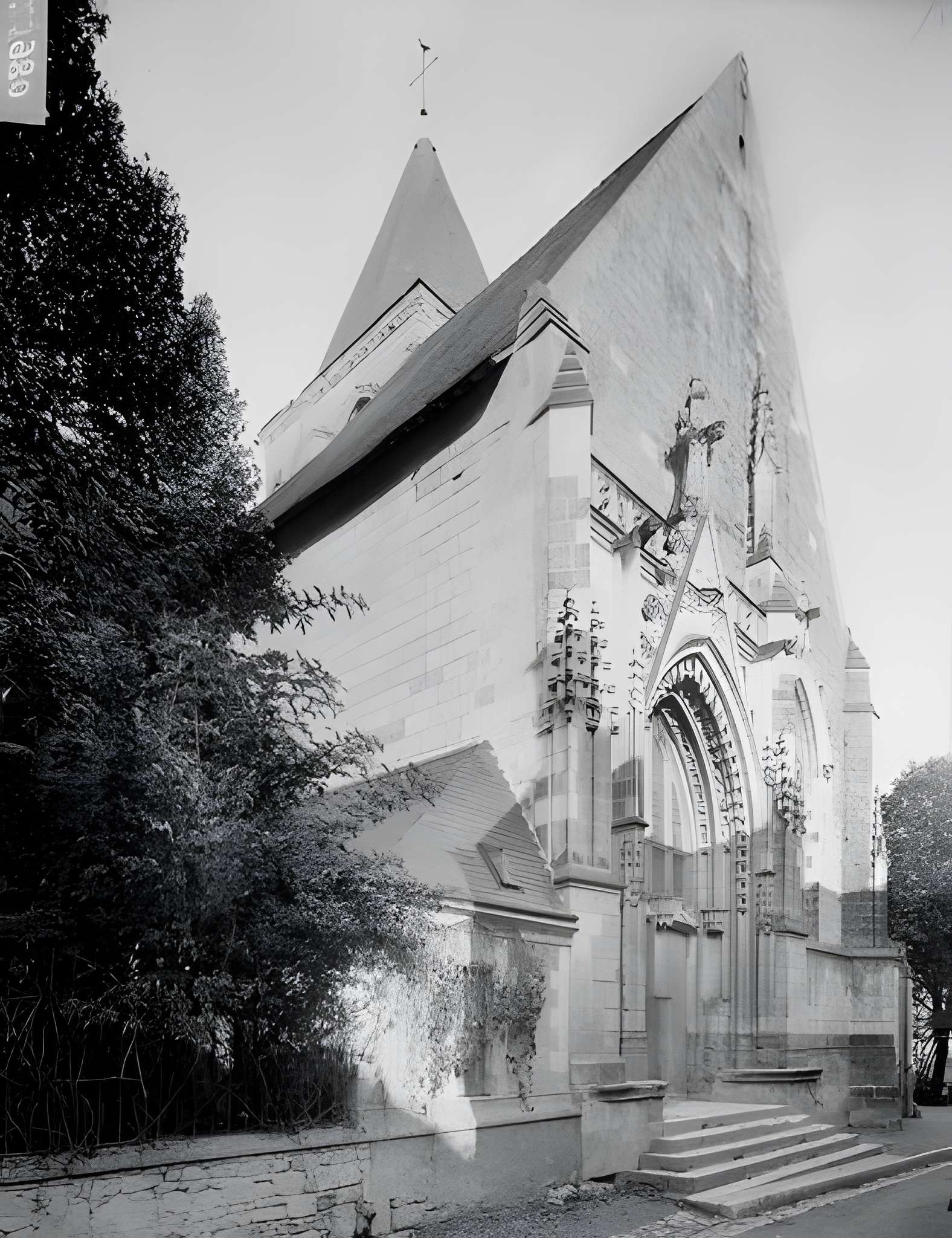 Église Saint-Épain de Saint-Épain