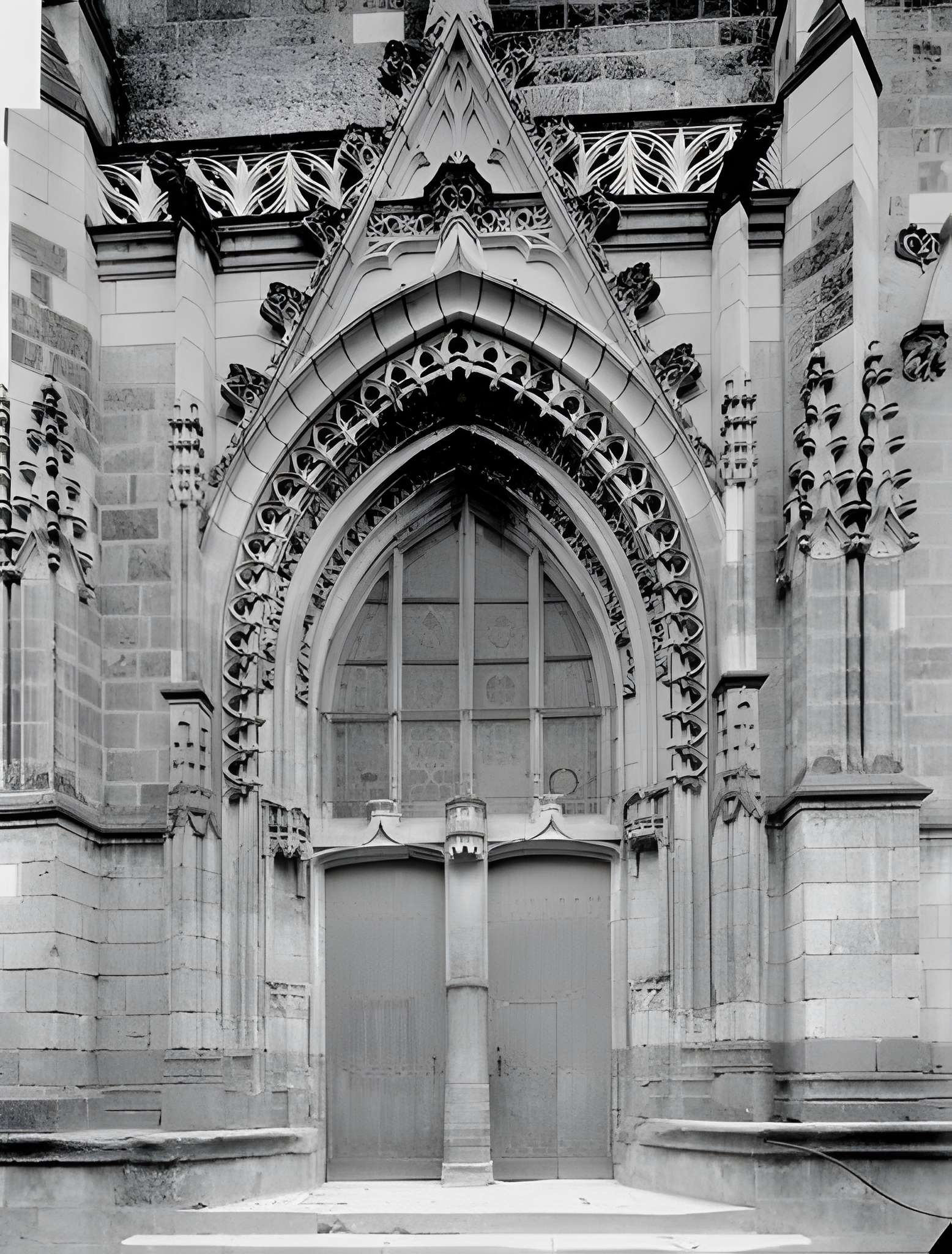 Église Saint-Épain de Saint-Épain