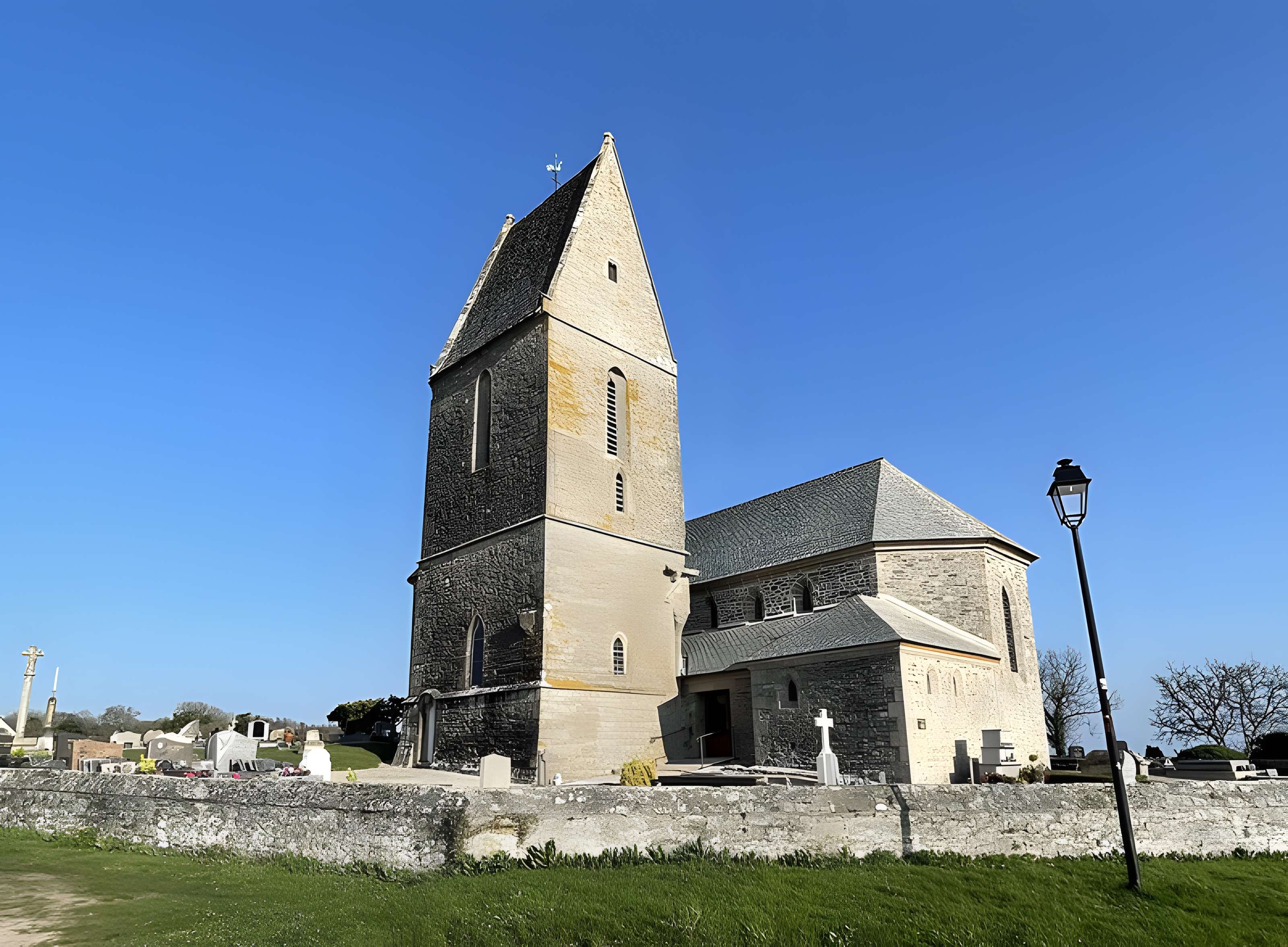 Église Sainte-Pétronille de La Pernelle