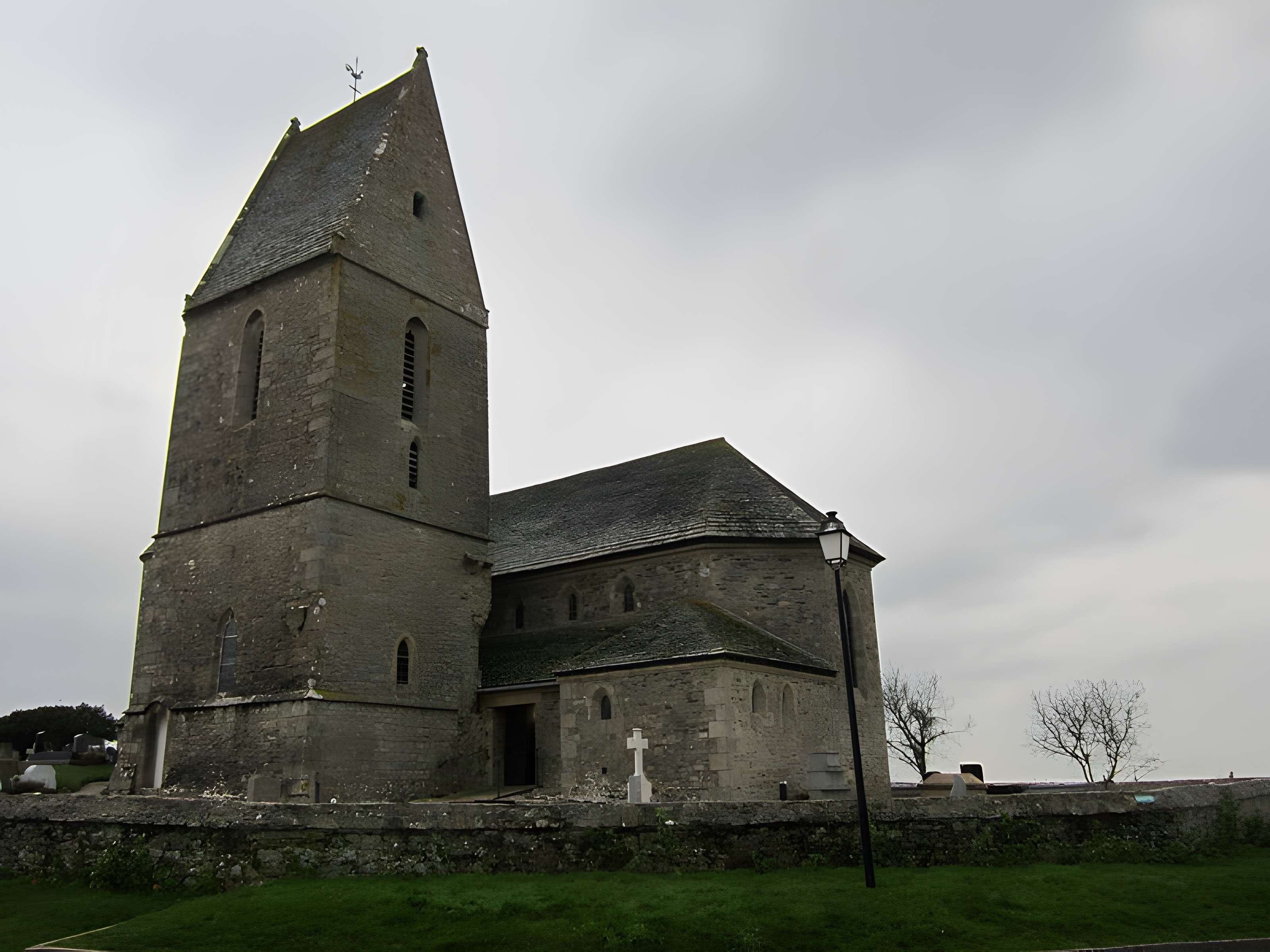 Église Sainte-Pétronille de La Pernelle