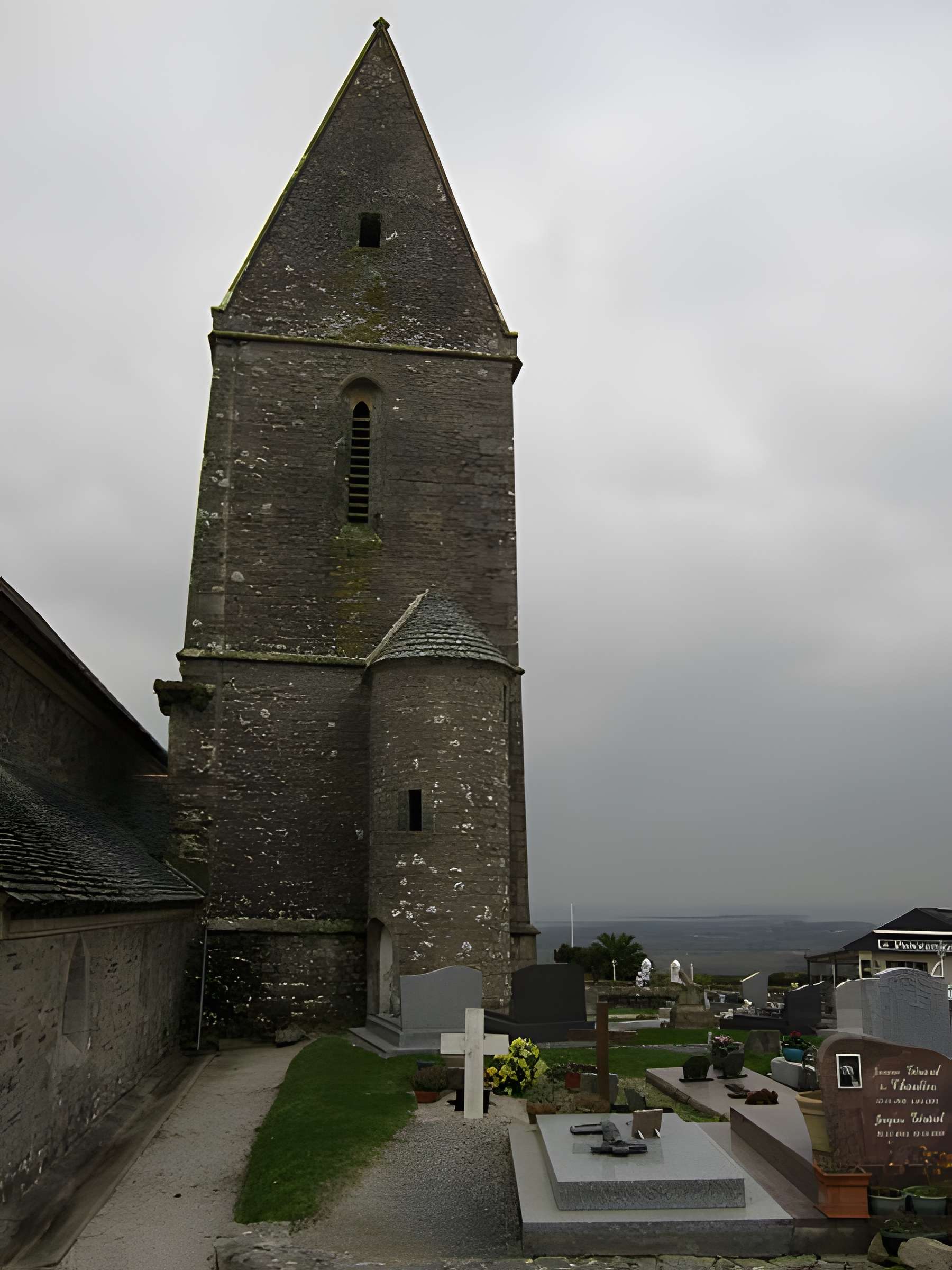 Église Sainte-Pétronille de La Pernelle