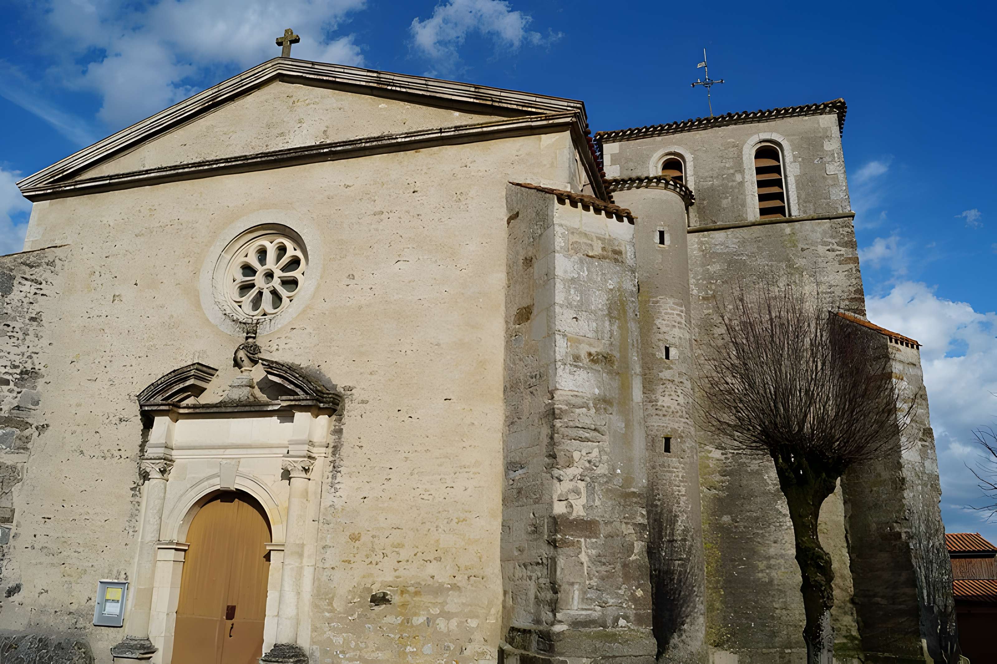 Église Sainte-Pierre de Simon-la-Vineuse