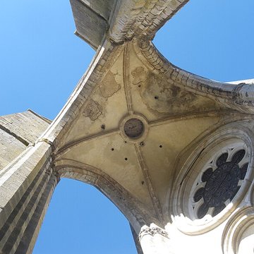 Église Sainte-Savine de Sainte-Savine et croix
