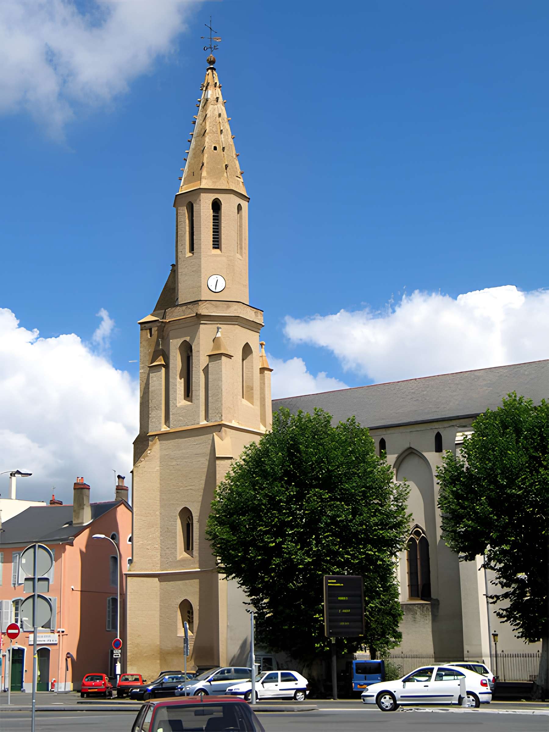 Église Sainte-Thérèse de Tarbes