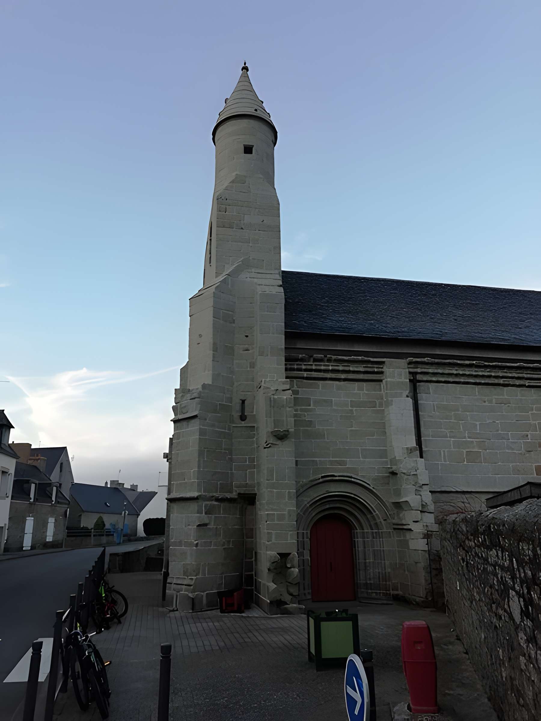 Église Sainte-Thumette de Kérity