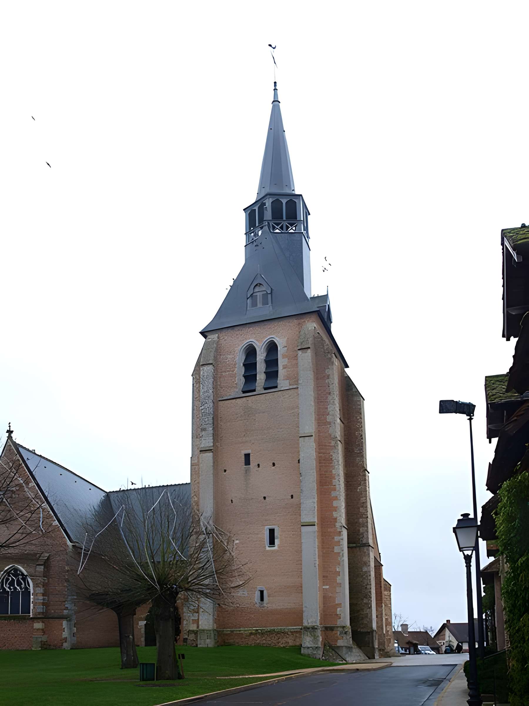 Église Saint-Étienne de Chaumont-sur-Tharonne