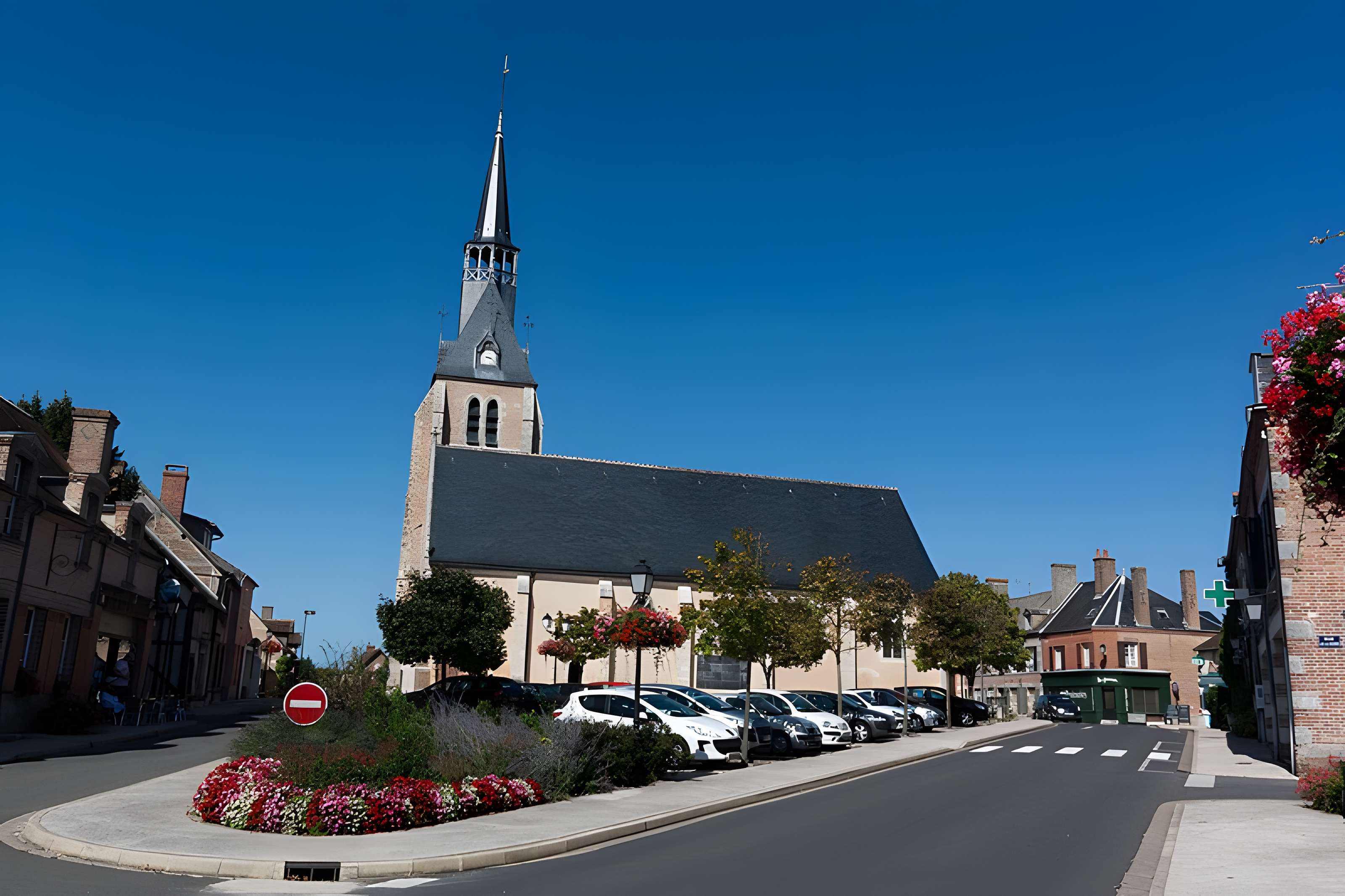 Église Saint-Étienne de Chaumont-sur-Tharonne