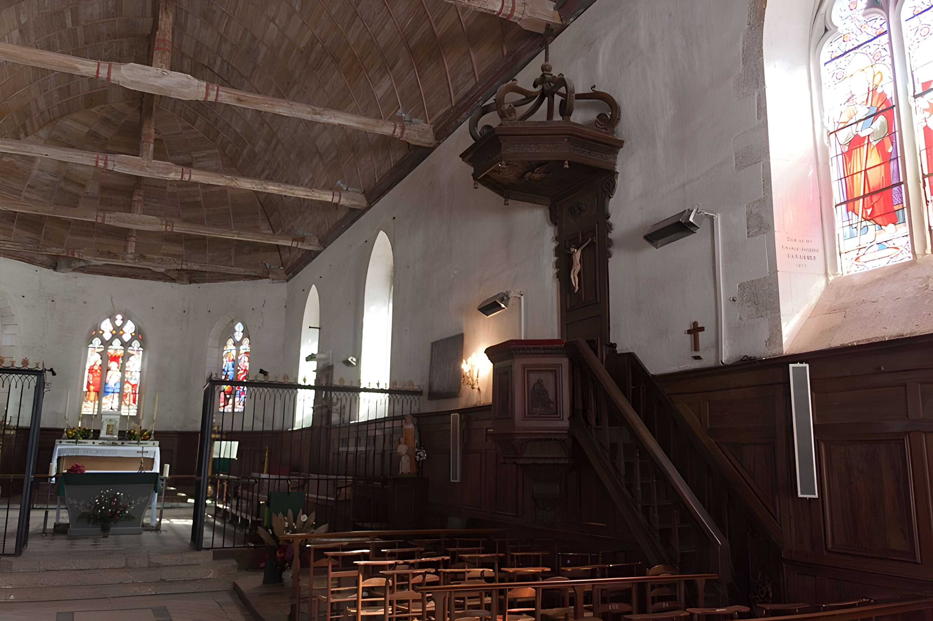 Église Saint-Étienne de Chaumont-sur-Tharonne