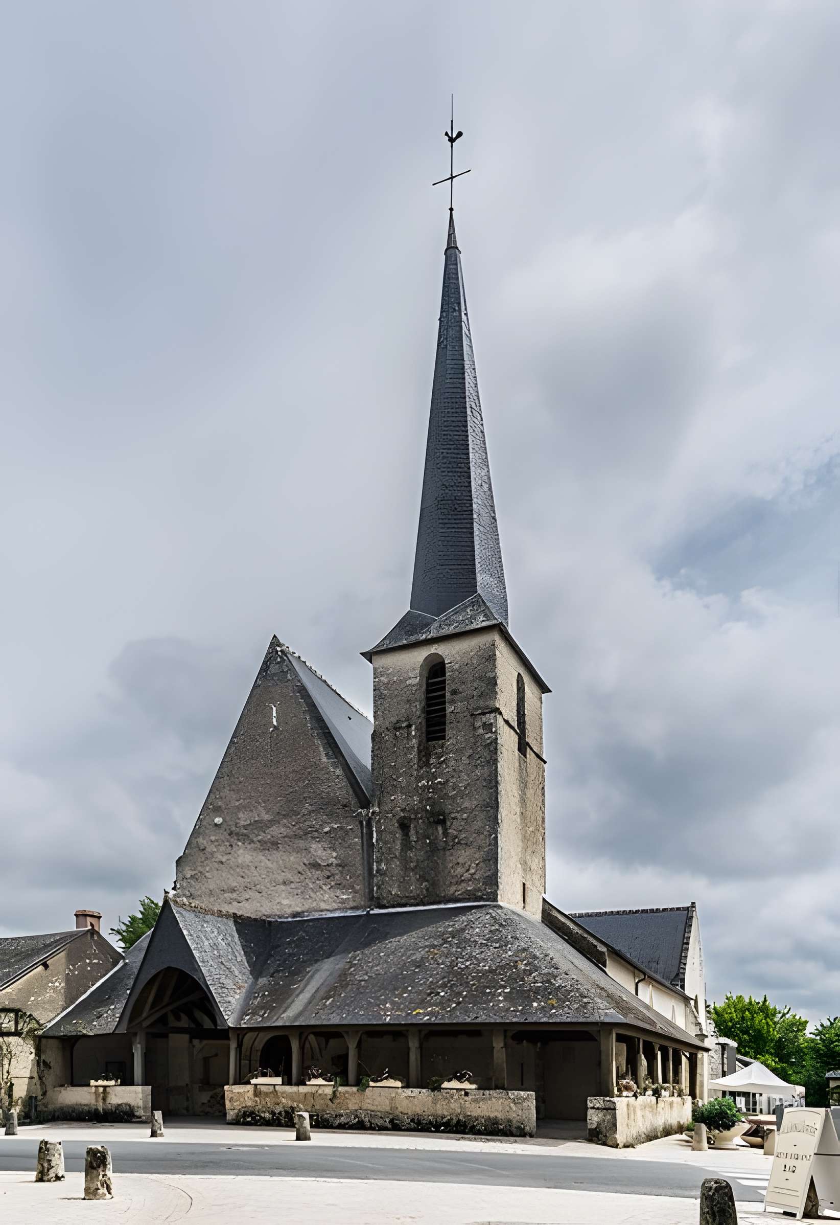 Église Saint-Étienne de Cheverny