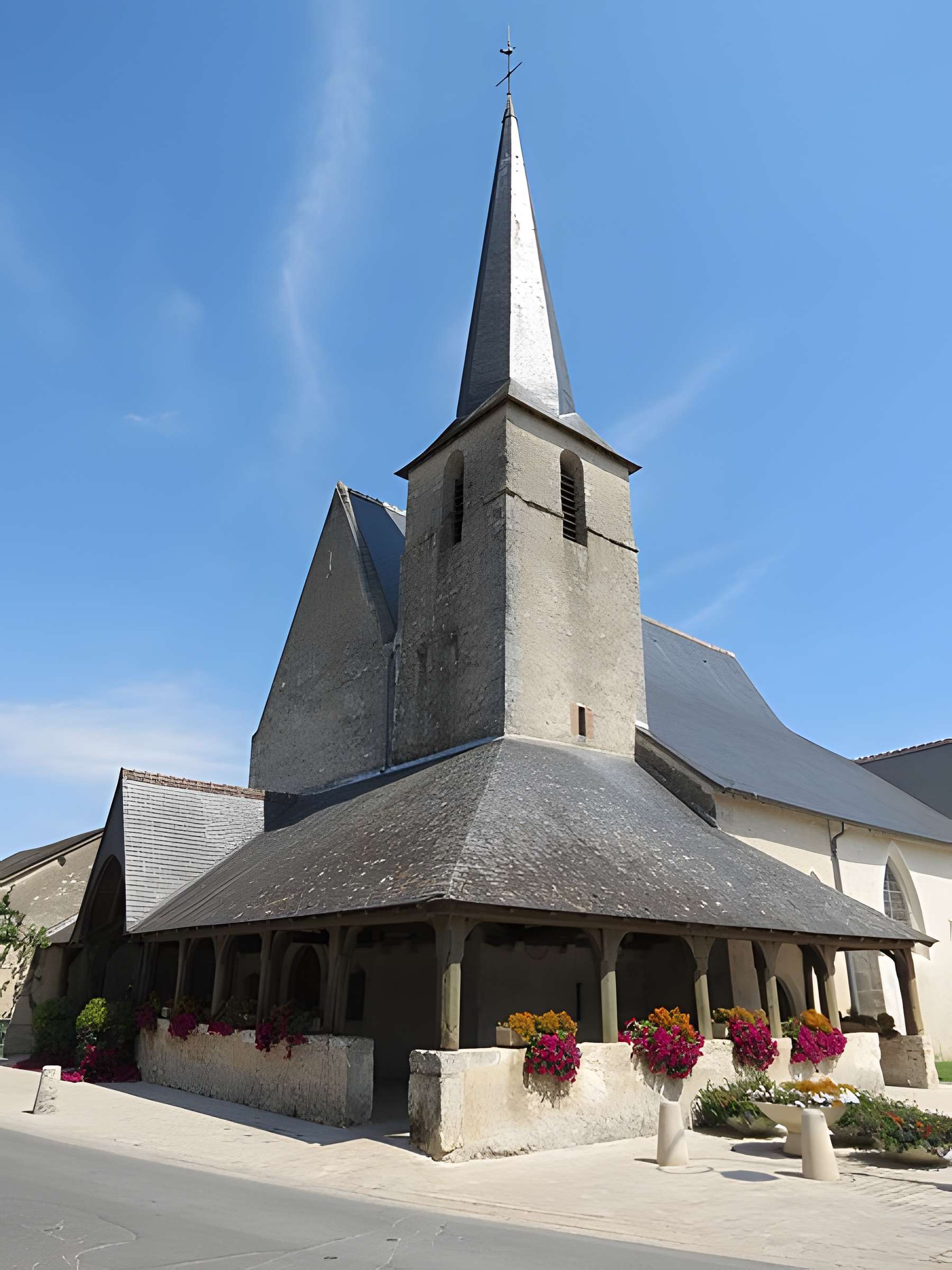 Église Saint-Étienne de Cheverny