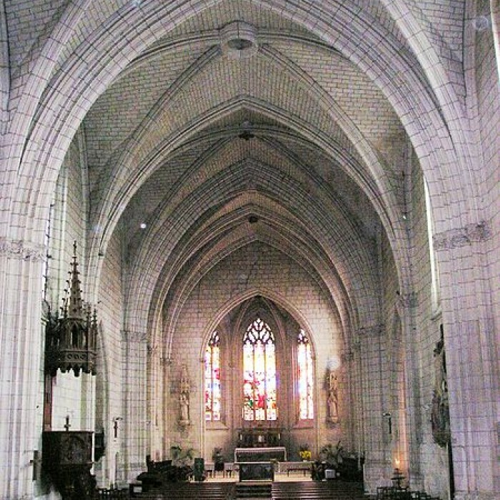 Photo de Église Saint-Étienne de Chinon
