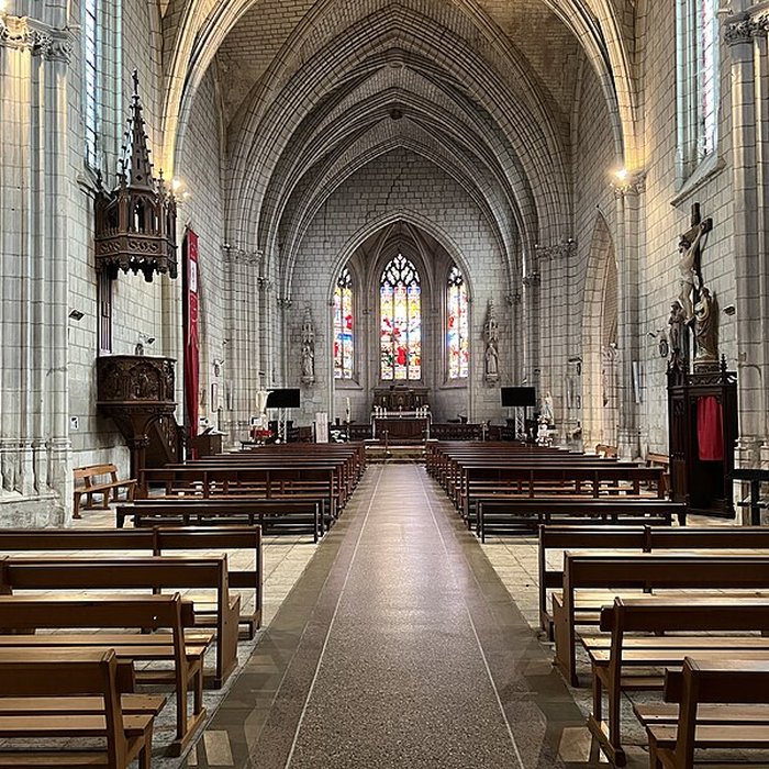 Photo de Église Saint-Étienne de Chinon