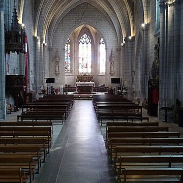 Église Saint-Étienne de Chinon