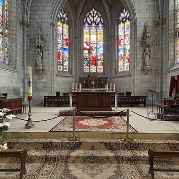 Église Saint-Étienne de Chinon