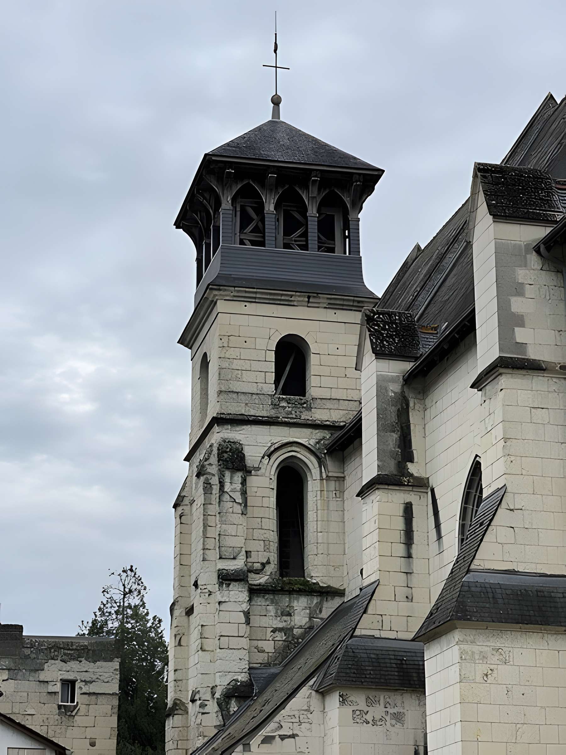 Église Saint-Étienne de Chinon