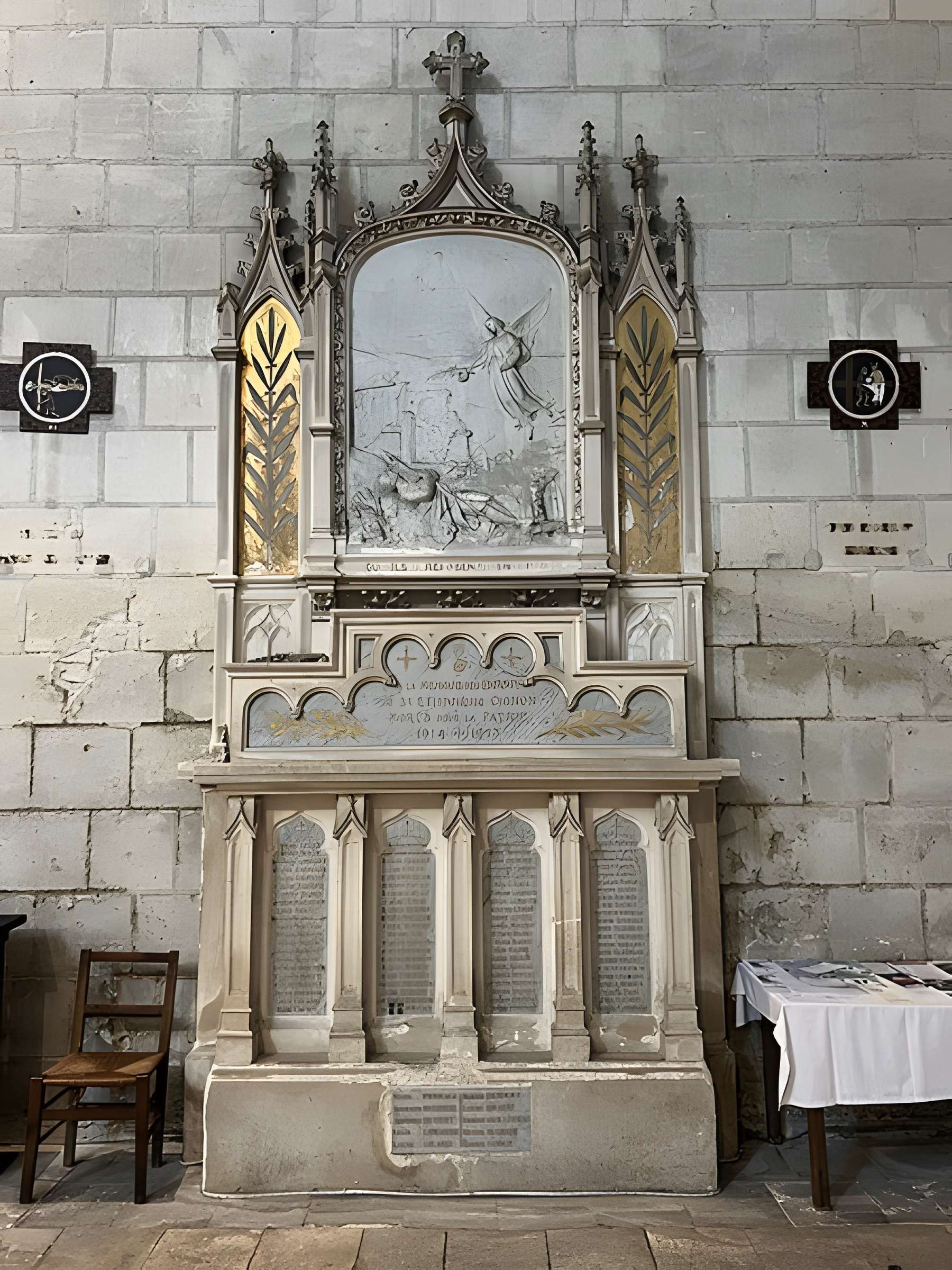 Église Saint-Étienne de Chinon