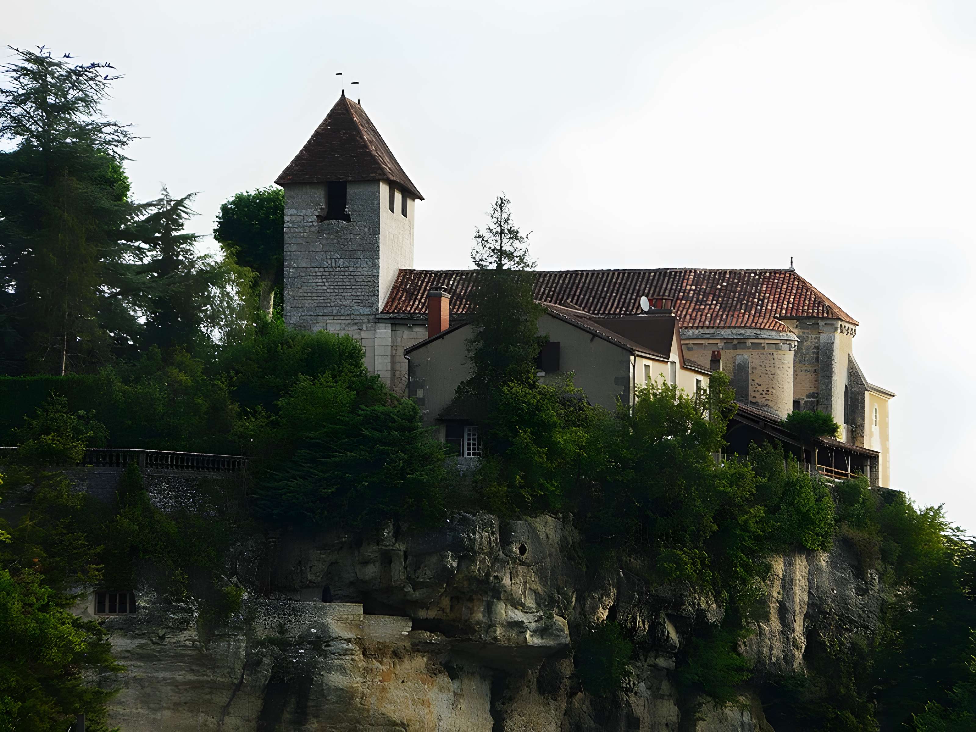 Église Saint-Étienne de Condat-sur-Trincou