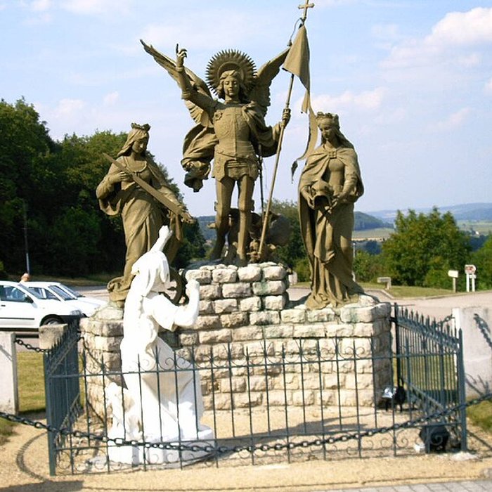 Photo de Basilique du Bois-Chenu de Domrémy-la-Pucelle