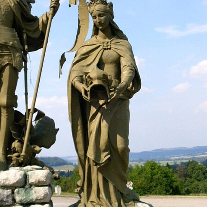Photo de Basilique du Bois-Chenu de Domrémy-la-Pucelle